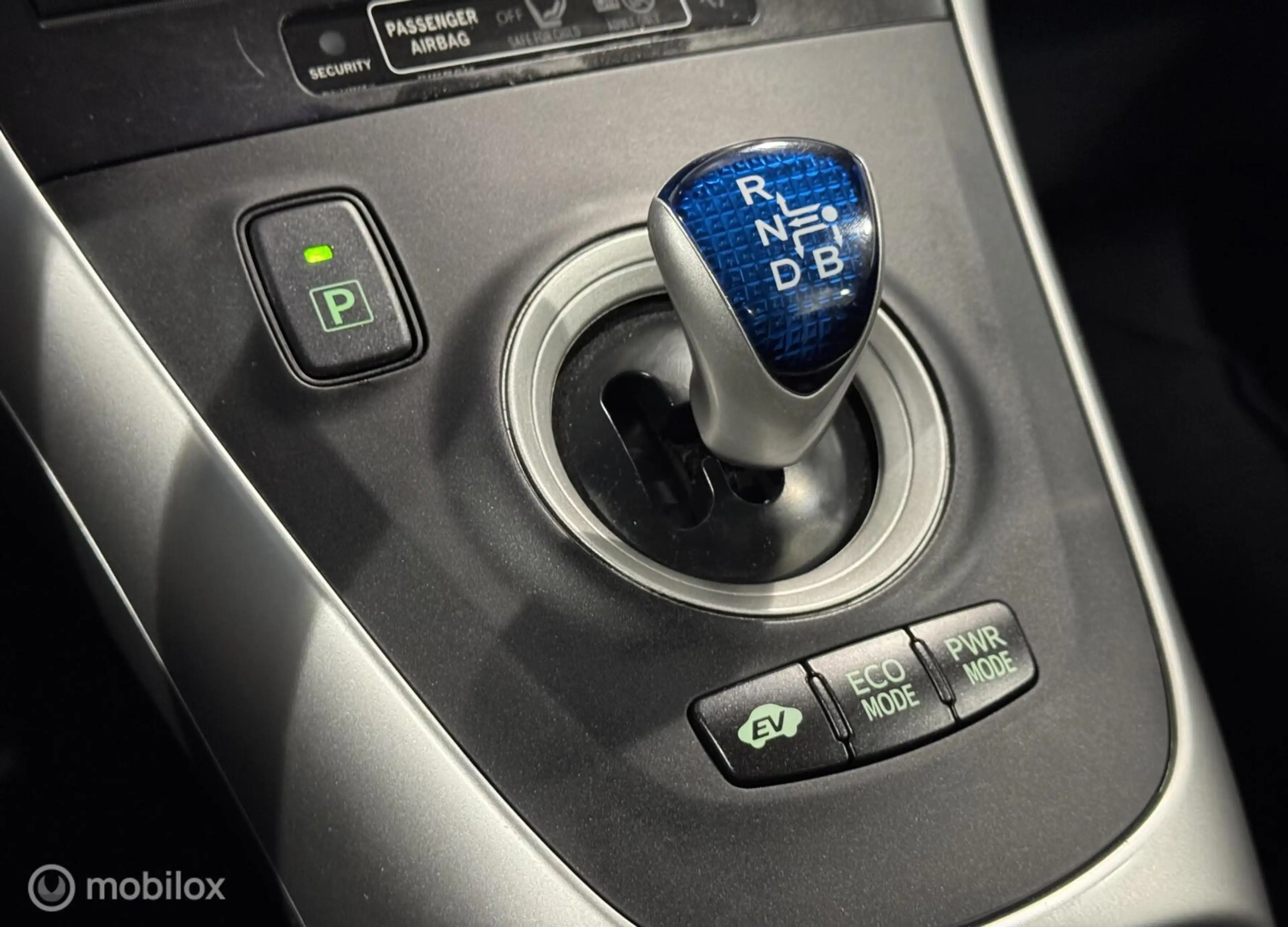 Toyota Auris 1.8 Full Hybrid Dynamic [ NAP 1e eigenaar camera ] — photo 23