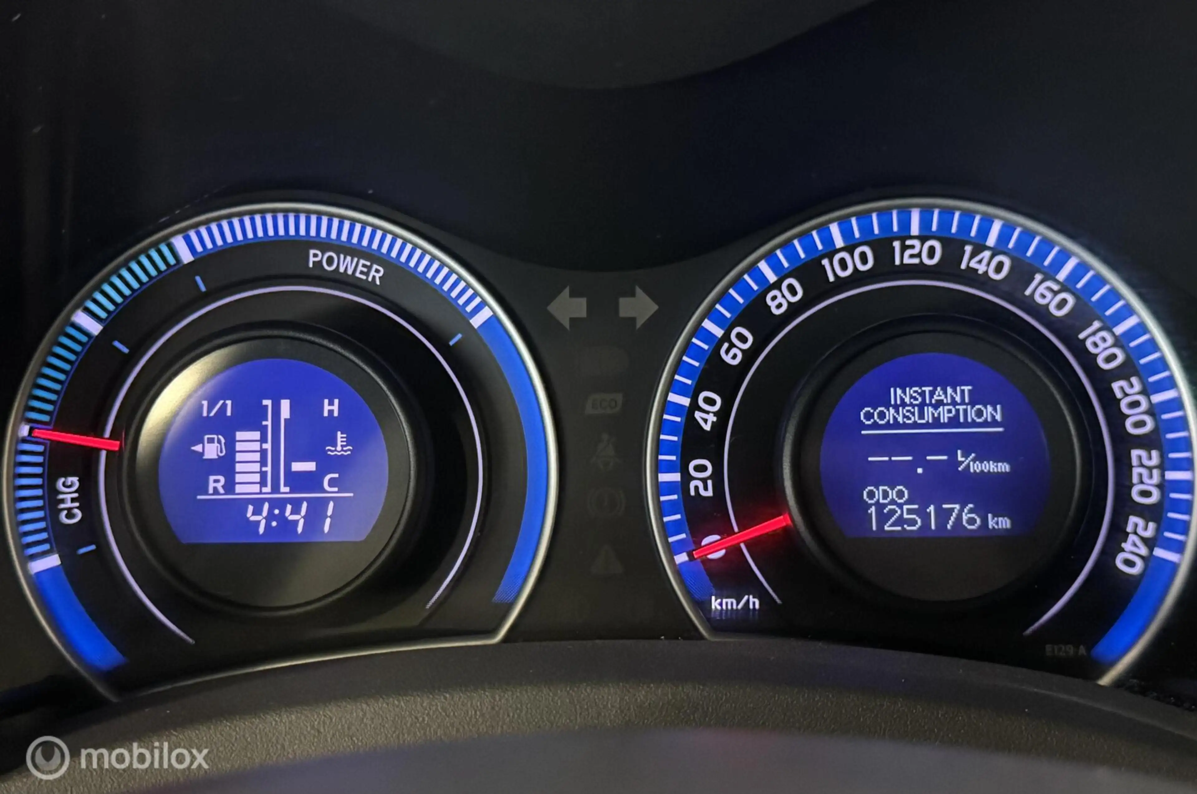 Toyota Auris 1.8 Full Hybrid Dynamic [ NAP 1e eigenaar camera ] — photo 17