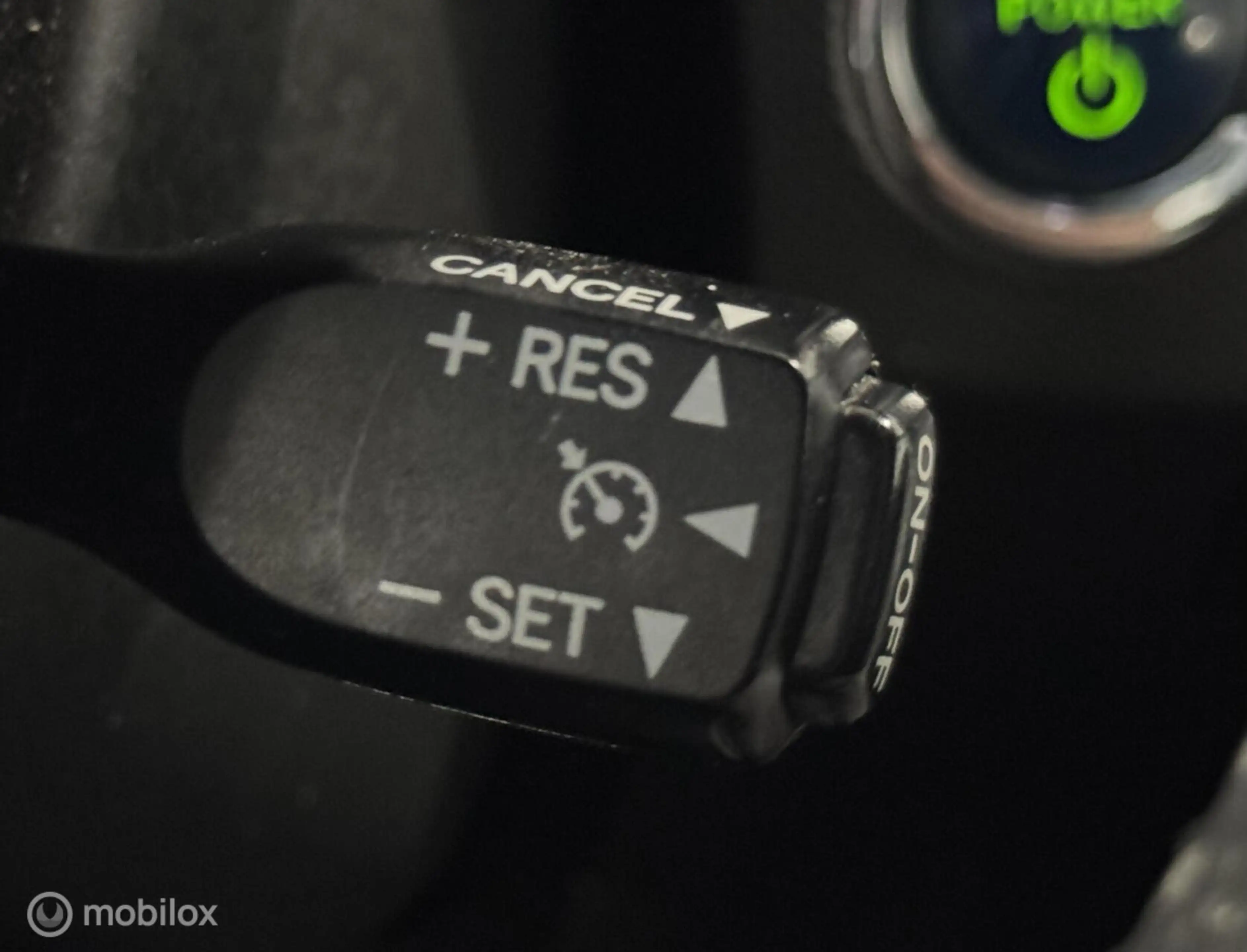 Toyota Auris 1.8 Full Hybrid Dynamic [ NAP 1e eigenaar camera ] — photo 19