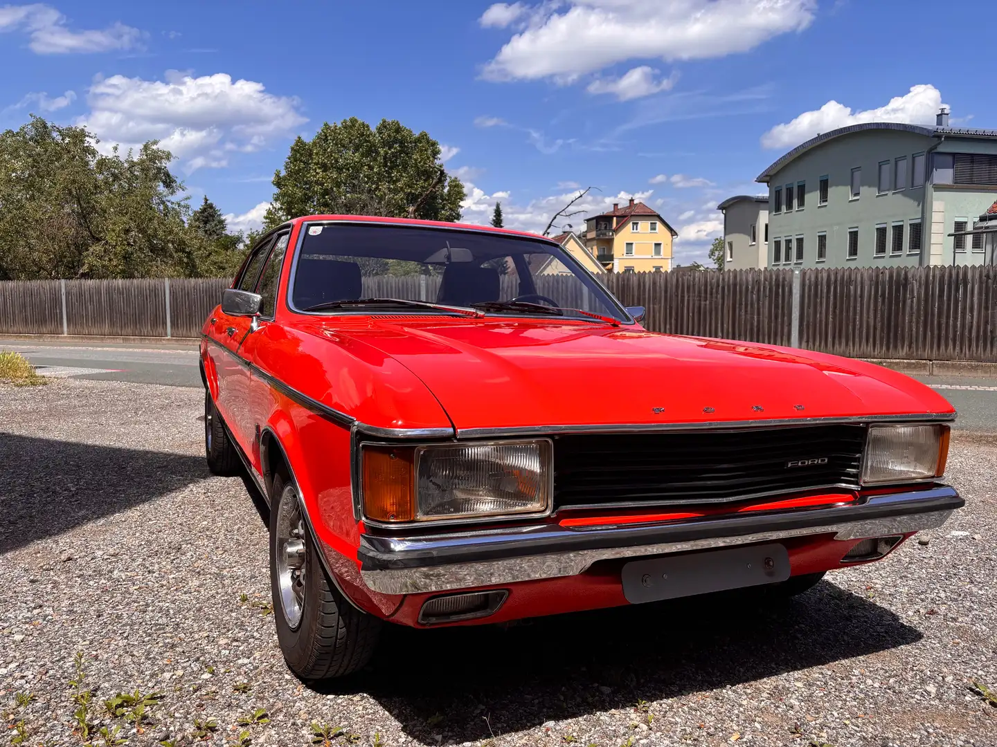Ford Granada 2.3 GL Rot - 1