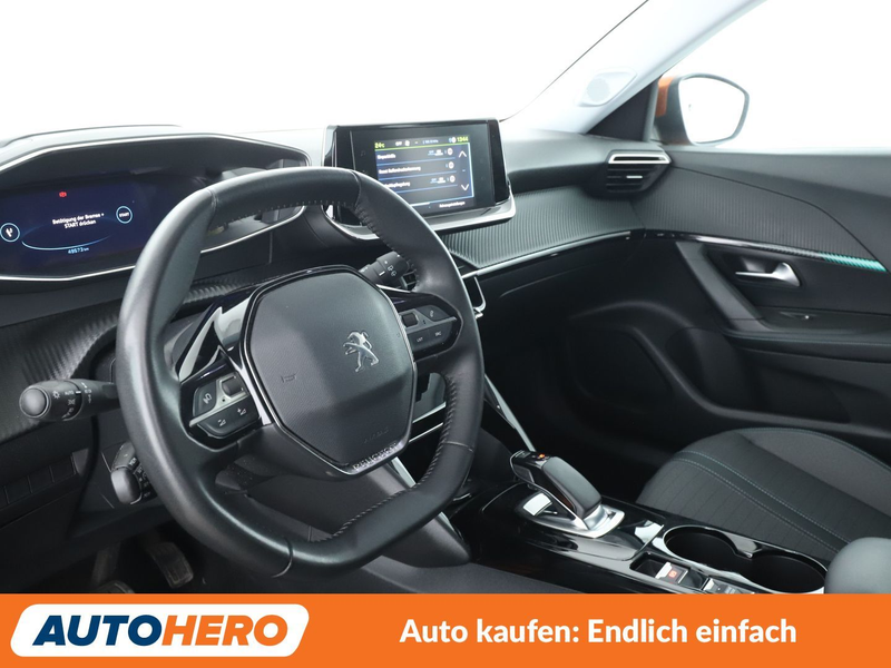 Peugeot e-2008 electric drive 100 kW Allure Pack Aut.*TEMPO*CAM* — photo 11