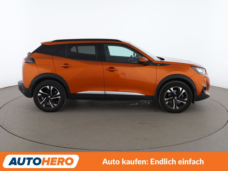 Peugeot e-2008 electric drive 100 kW Allure Pack Aut.*TEMPO*CAM* — photo 7