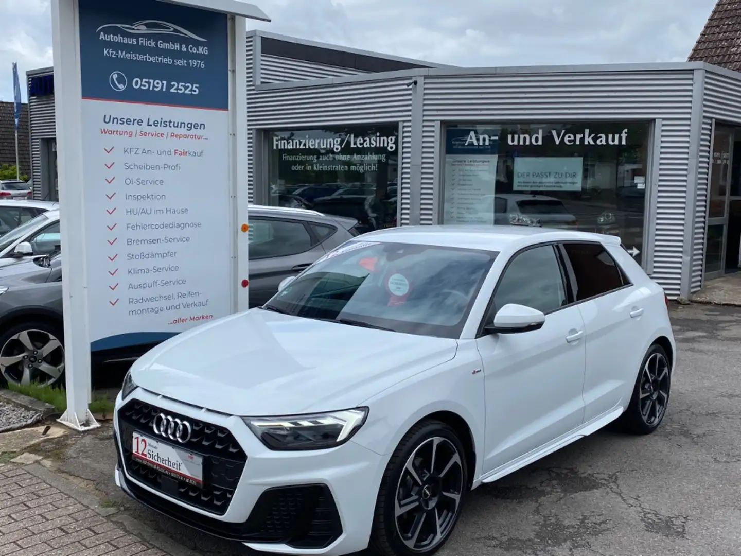 Audi A1 S Line/Leder/Navi/LED/Automa./Keyless/Virtual Weiß - 1