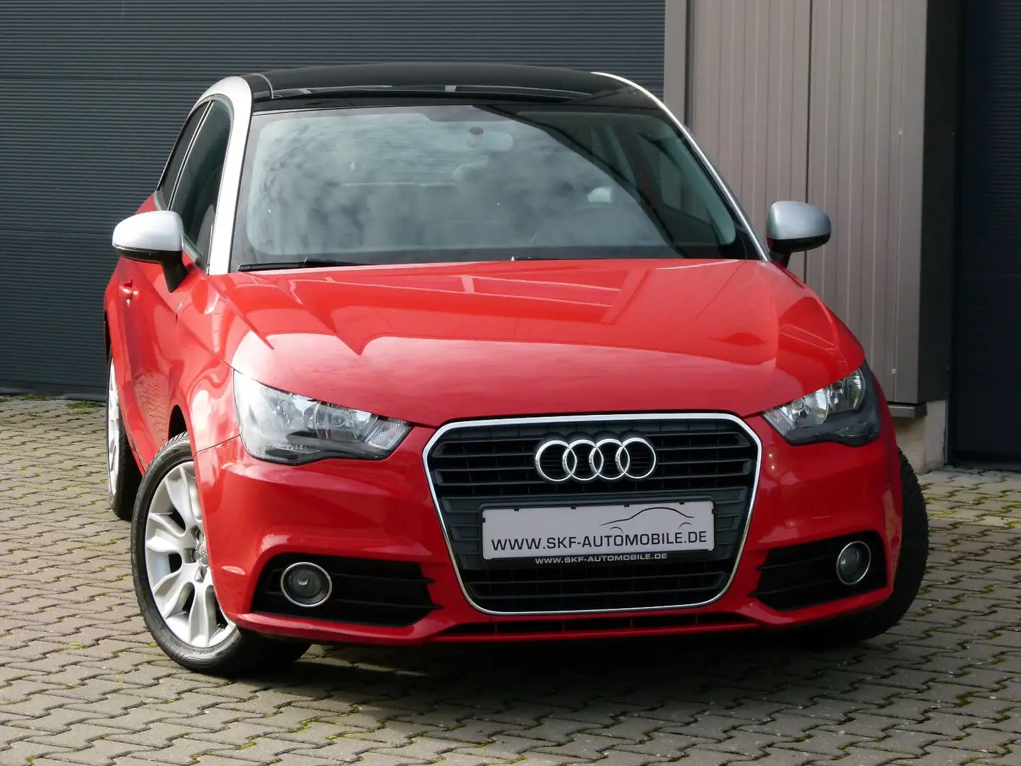 Audi A1 1,4 S-tronic Panorama Sitzheizung Keyless Rot - 1