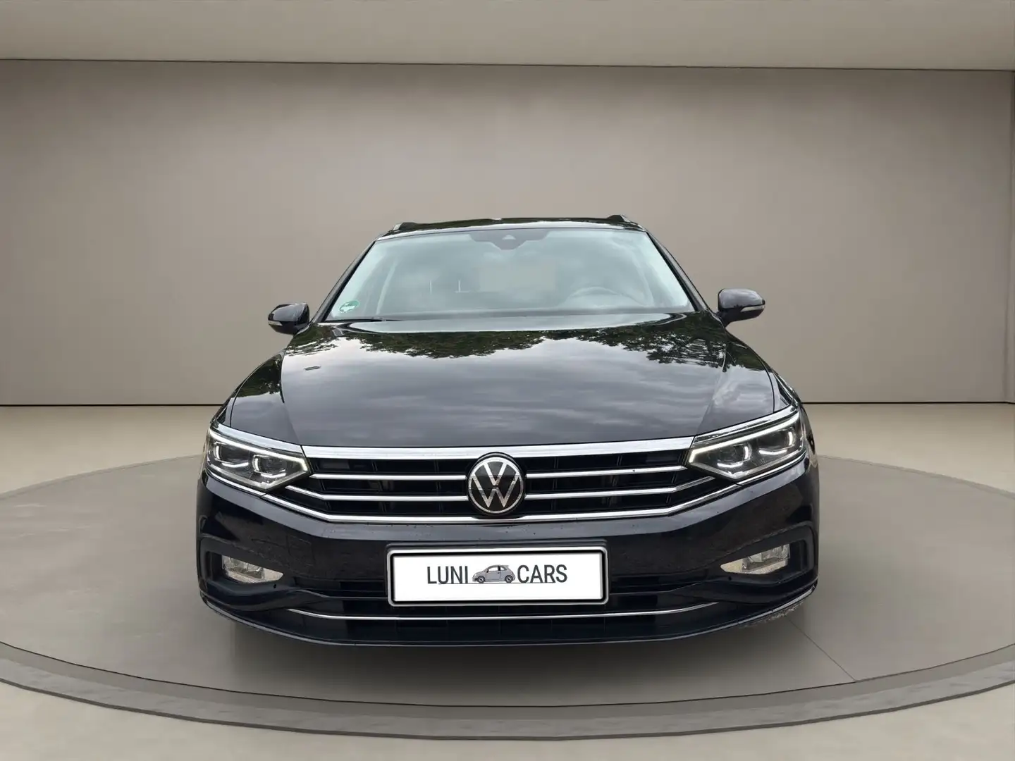 Volkswagen Passat Variant Business DSG / IQ-LED / Kamera Noir - 2