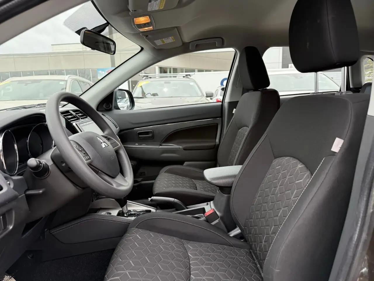 Mitsubishi RVR снимка Mitsubishi RVR