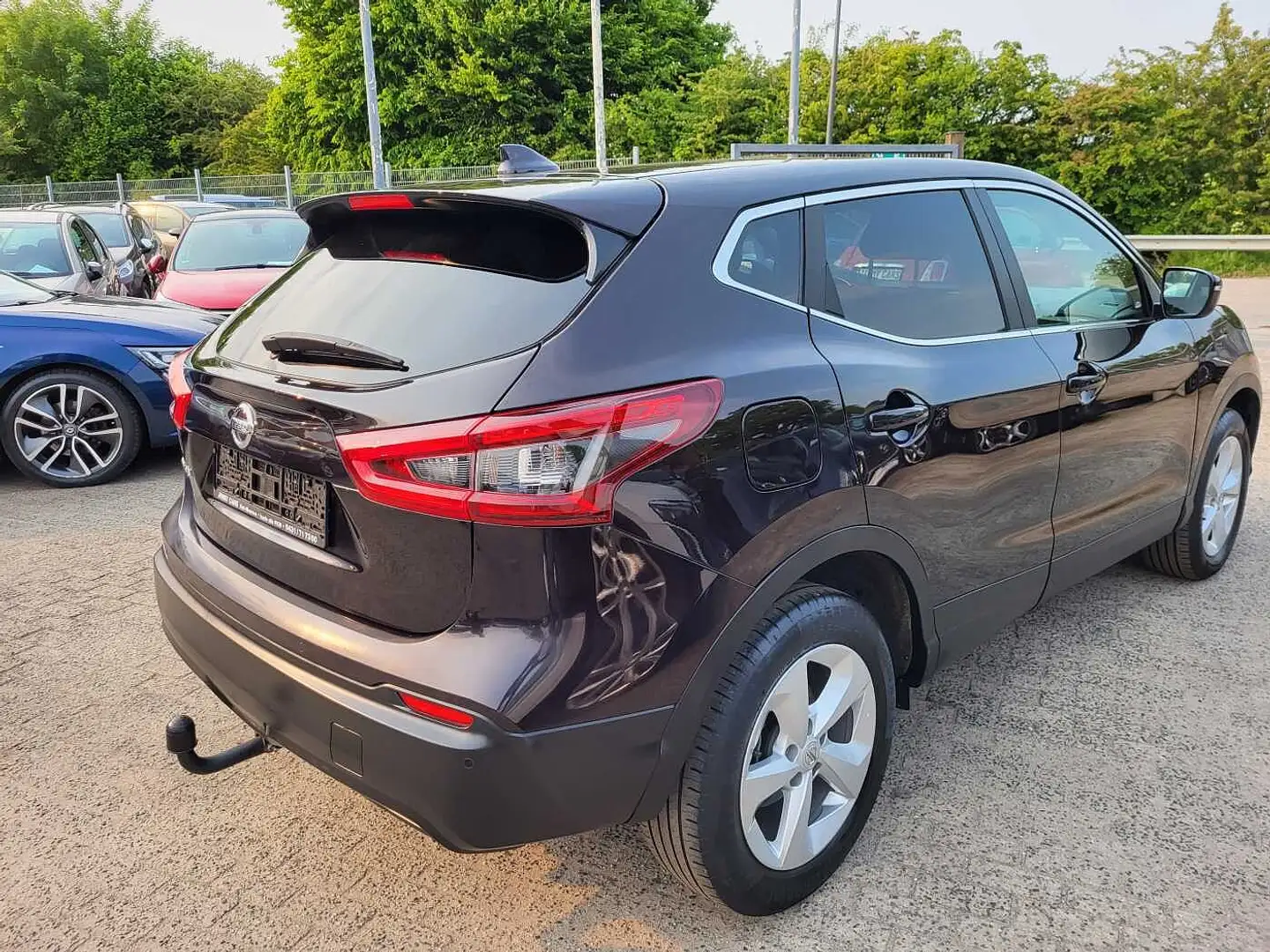 Nissan Qashqai 1.3 DIG-T TEKNA Violett - 2