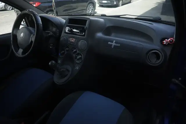 Fiat Panda view 8