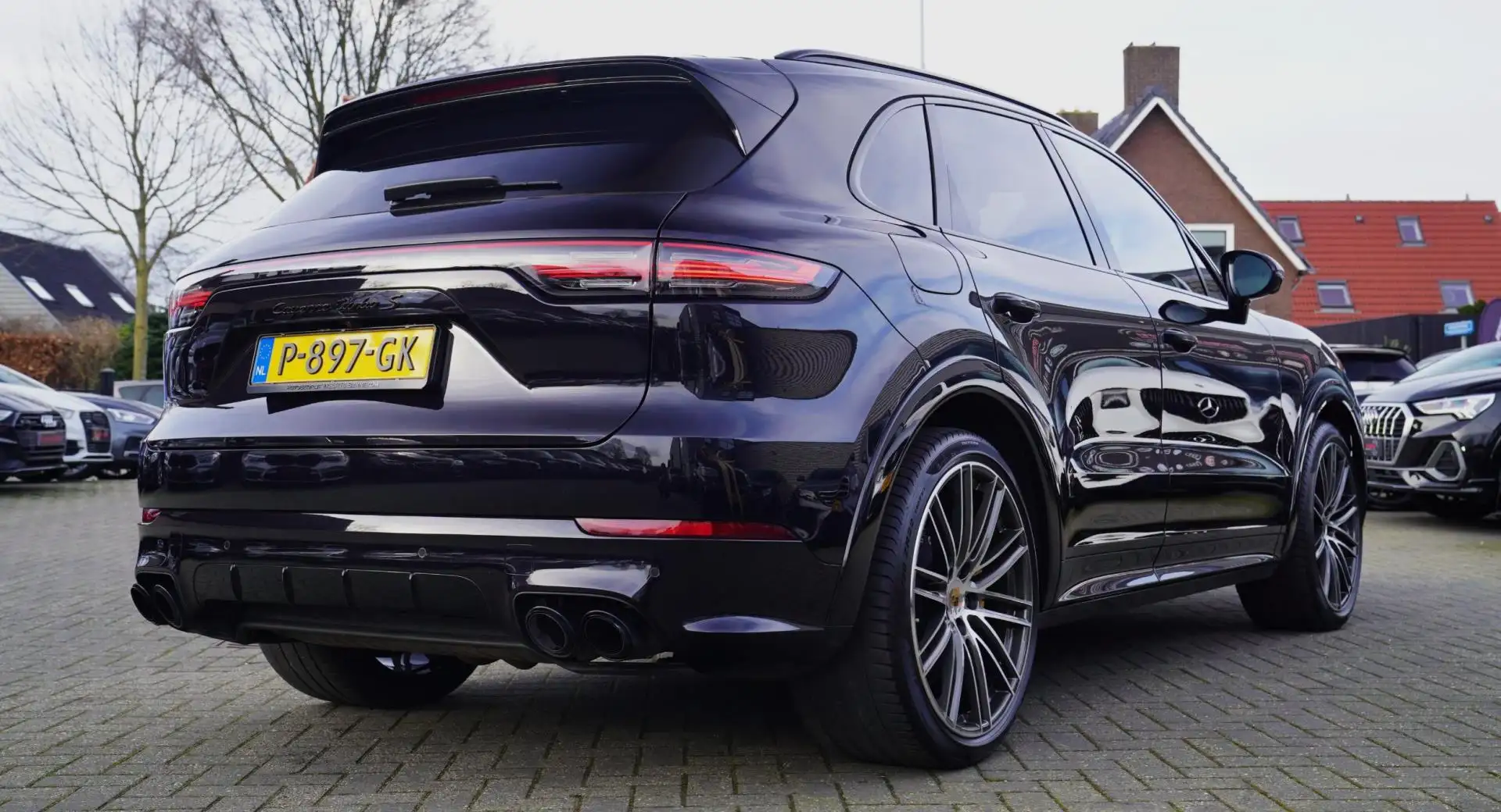 Porsche Cayenne 4.0 Turbo S E-Hybrid | Keramisch | Facelift | Carb Zwart - 2
