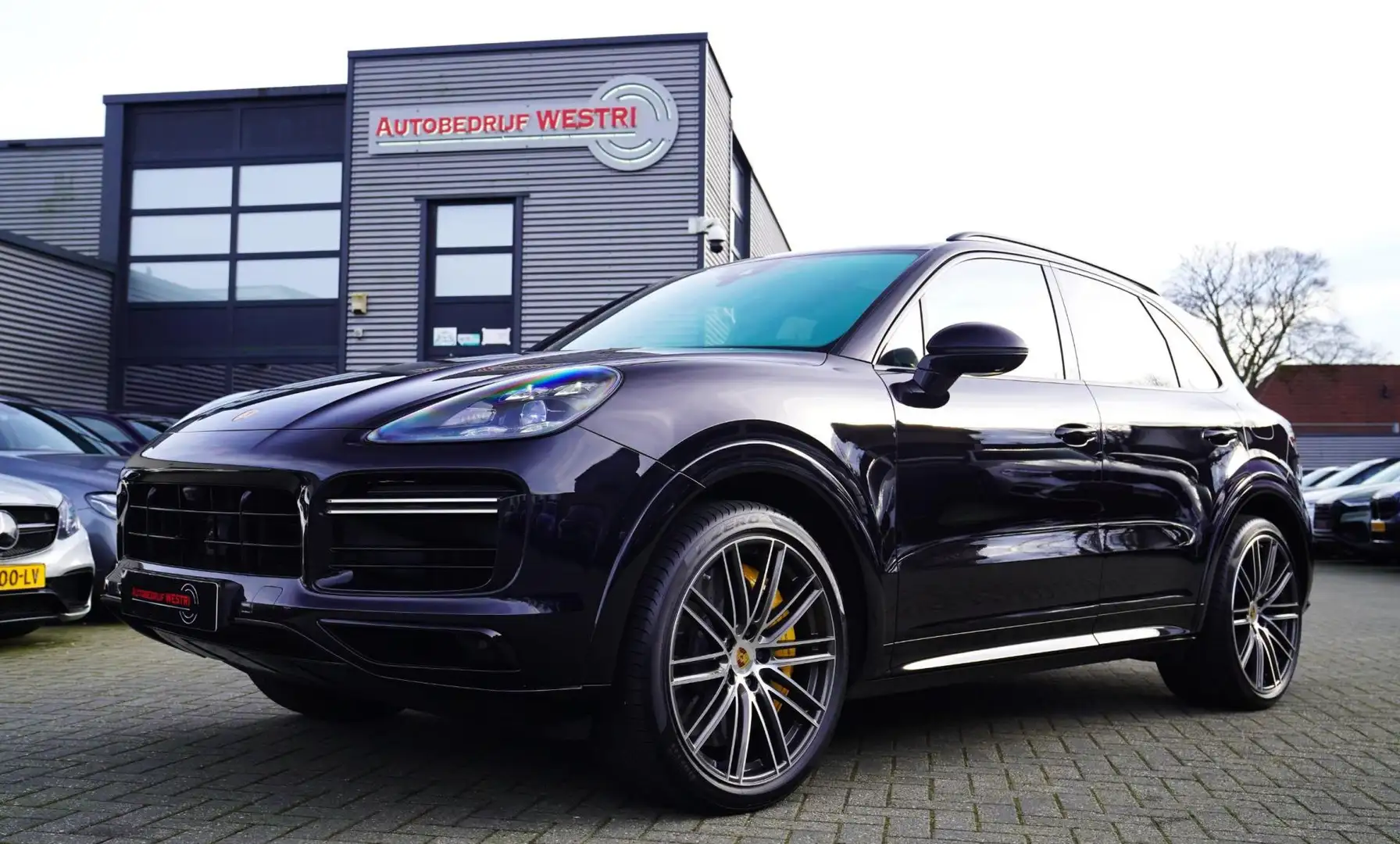 Porsche Cayenne 4.0 Turbo S E-Hybrid | Keramisch | Facelift | Carb Zwart - 1