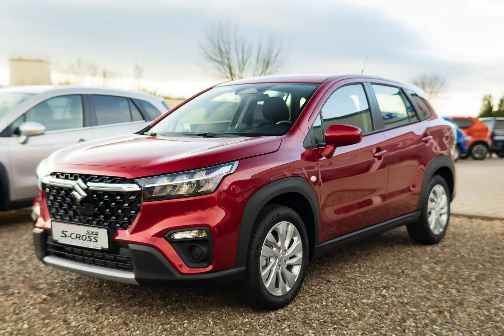 Suzuki S-Cross 1.4 Boosterjet Hybrid Edition Rot - 1
