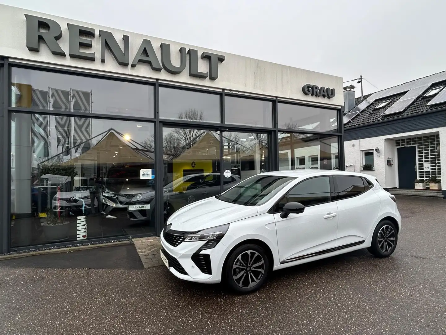 Renault Clio Techno *City+Winterpaket*/Ganzjahresreifen Weiß - 1