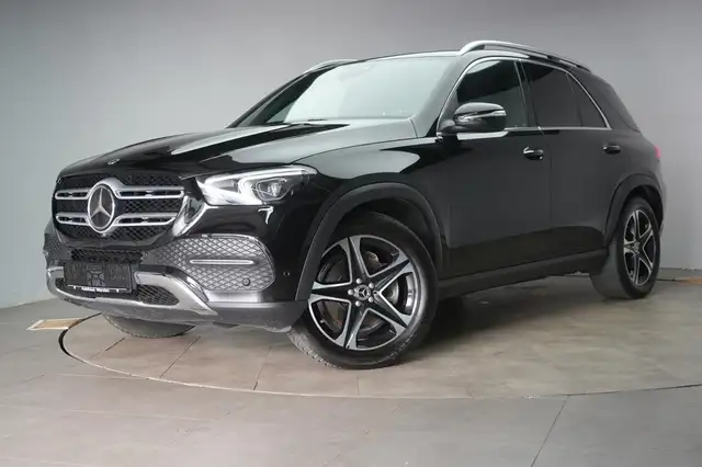 Mercedes-Benz Gle view 3