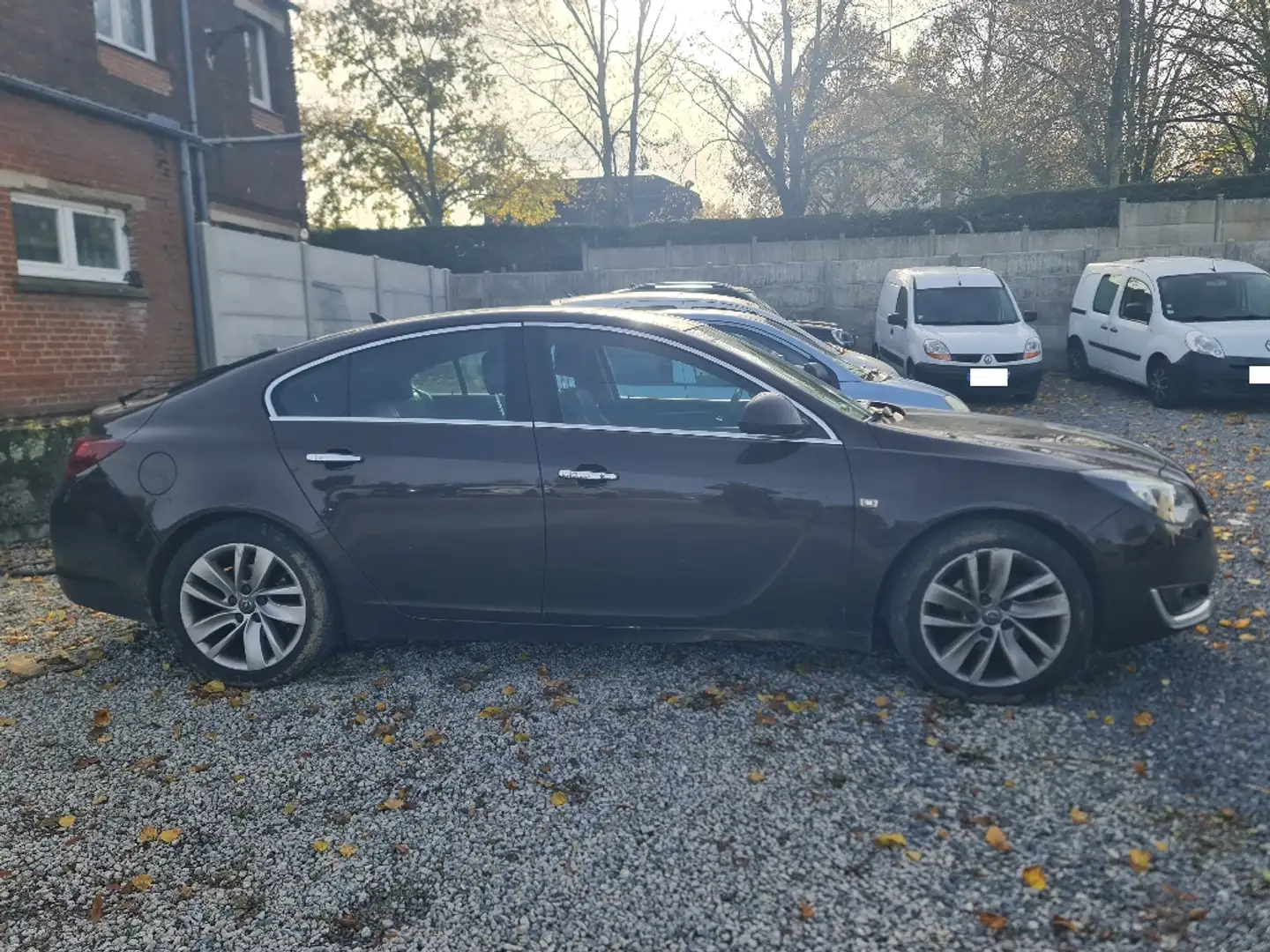 Opel Insignia 2.0 CDTI 140 ch * VENTE MARCHAND OU EXPORT UNIQUEMENT * - 1