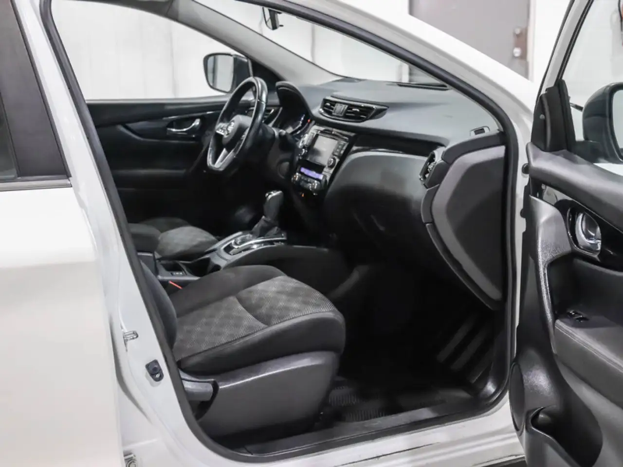 Nissan Qashqai снимка Nissan Qashqai