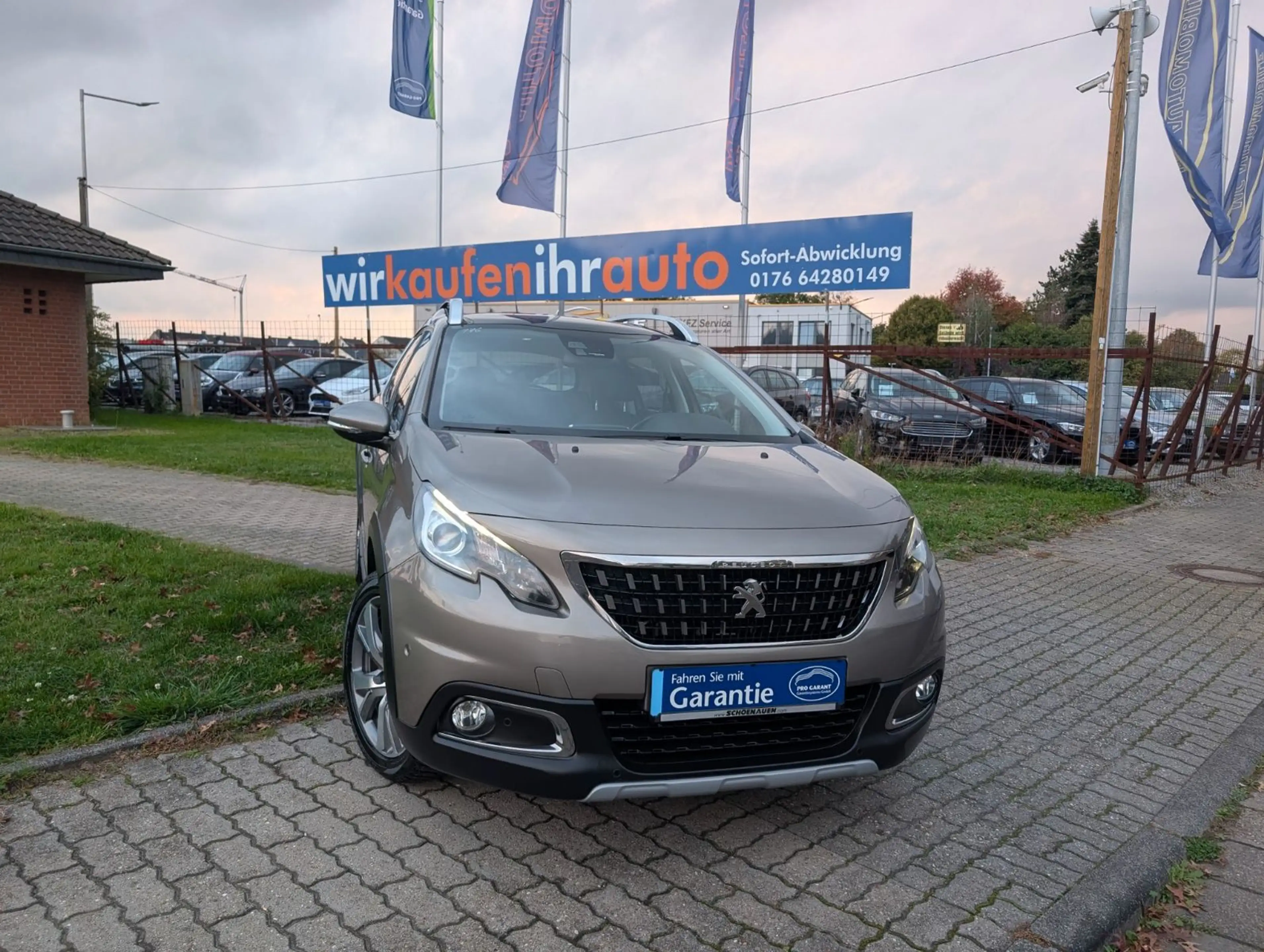 Peugeot 2008 Allure*1-HAND*