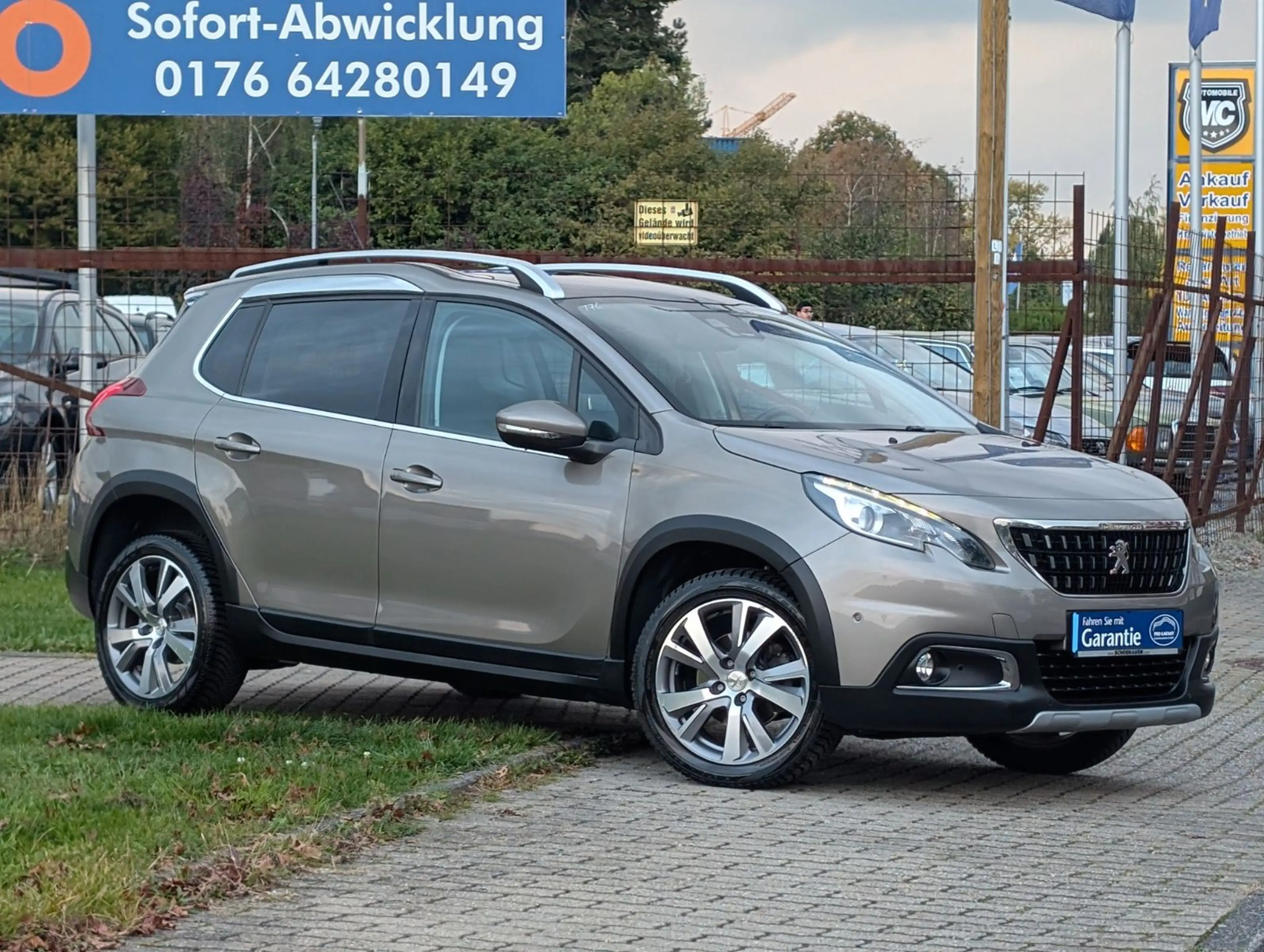 Peugeot 2008 Allure*1-HAND* — photo 3