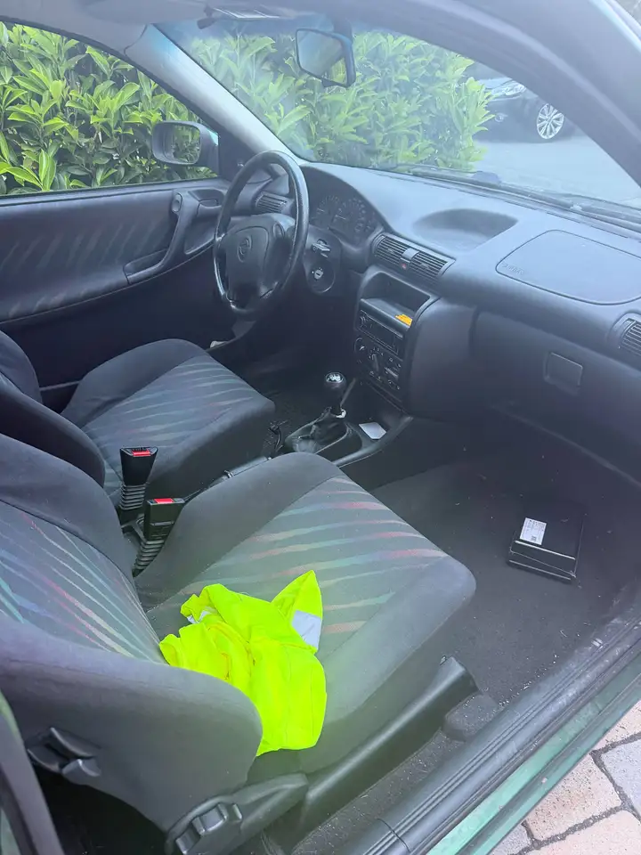 Opel Astra 16V Dream / Zahnriemen gerissen, foto 3