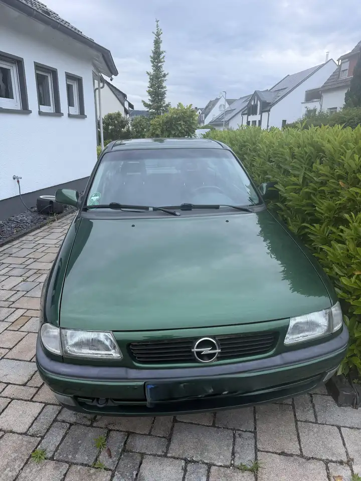 Opel Astra 16V Dream / Zahnriemen gerissen, foto 2