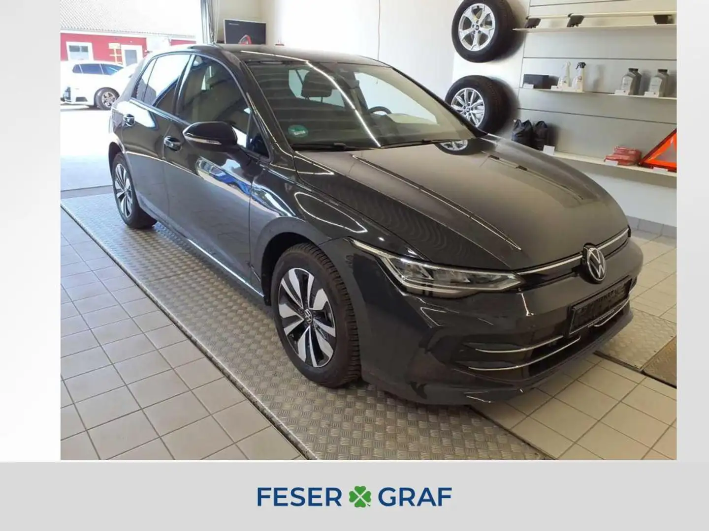 Volkswagen Golf VIII GOAL 1.5 TSI 116PS Gris - 1