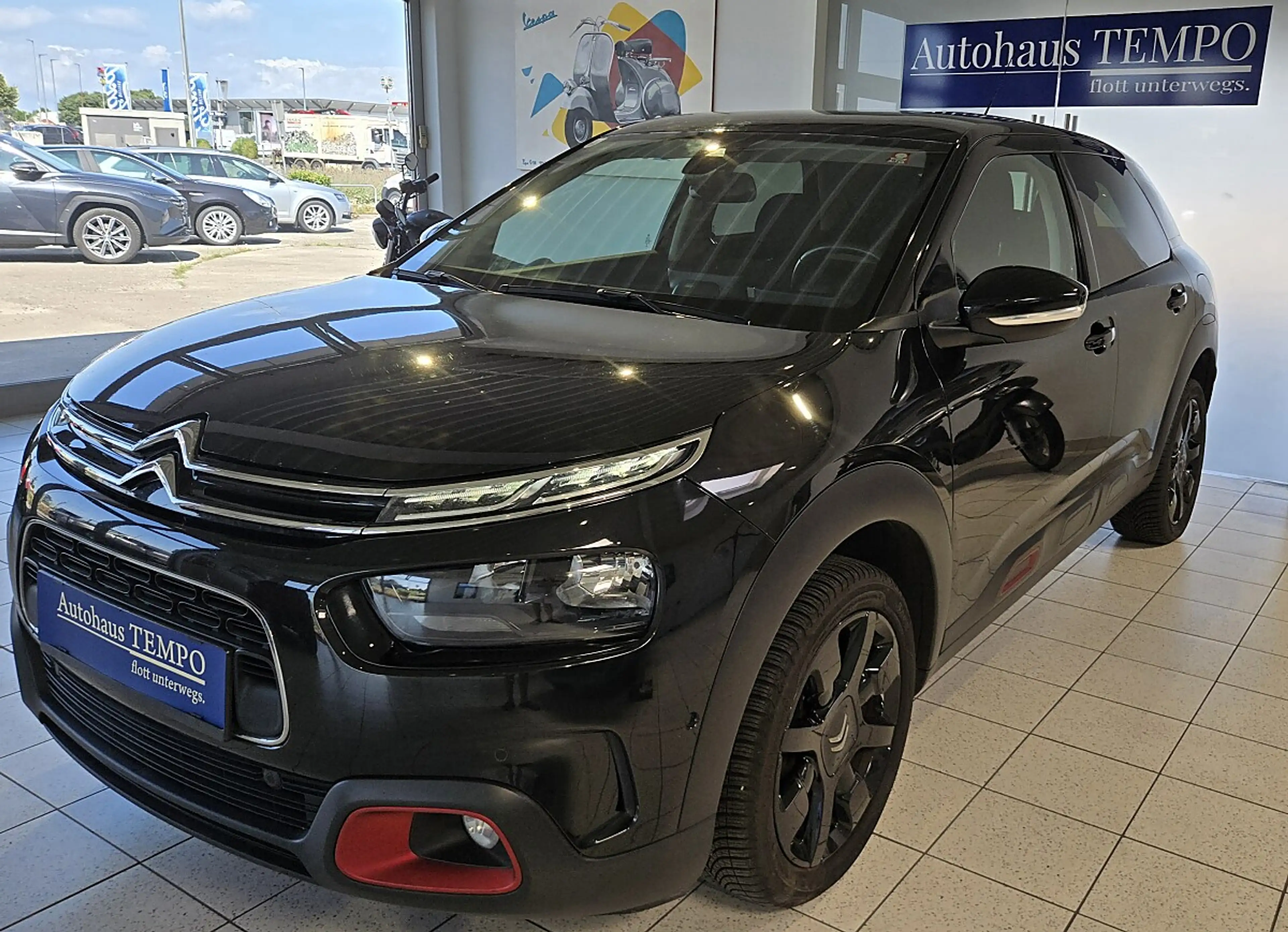 Citroen C4 Cactus 1.2 Pure Tech 130 Shine Stop&Start — photo 5