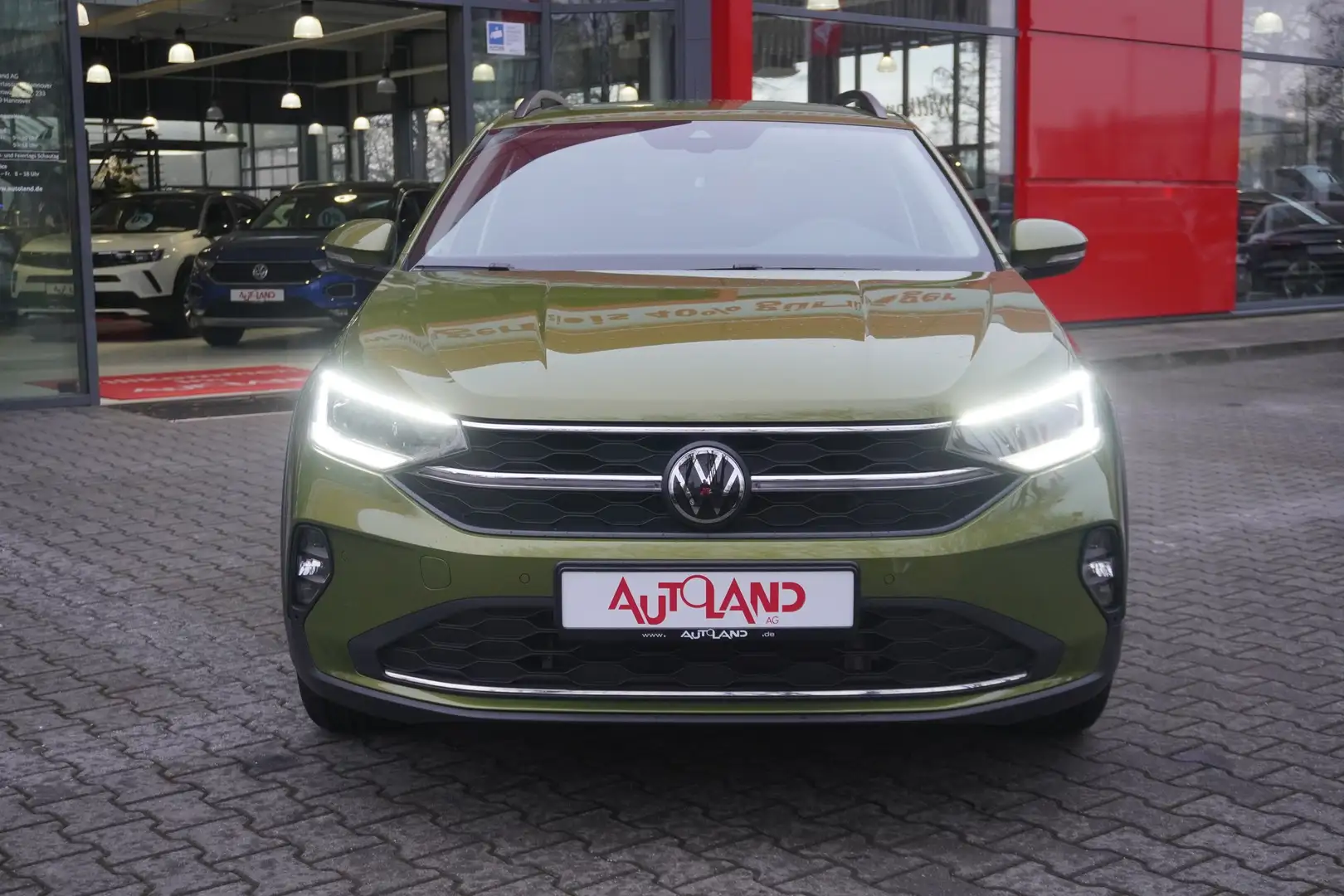 Volkswagen Taigo 1.0 Life LED Navi App-Connect Tempomat DAB Vert - 2