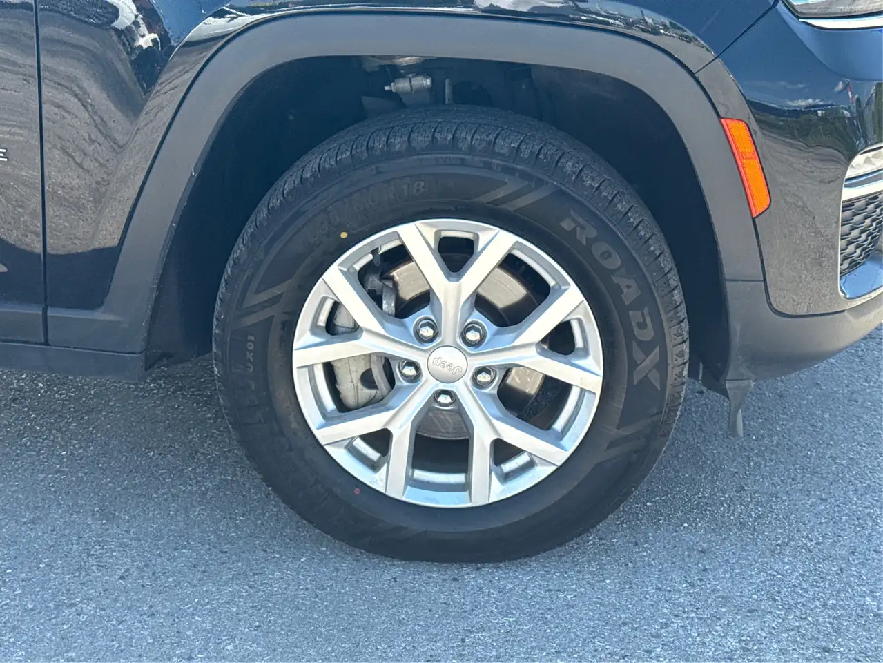 Jeep Grand Cherokee снимка Jeep Grand Cherokee
