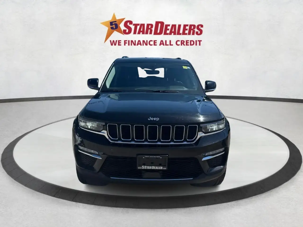 Jeep Grand Cherokee снимка Jeep Grand Cherokee