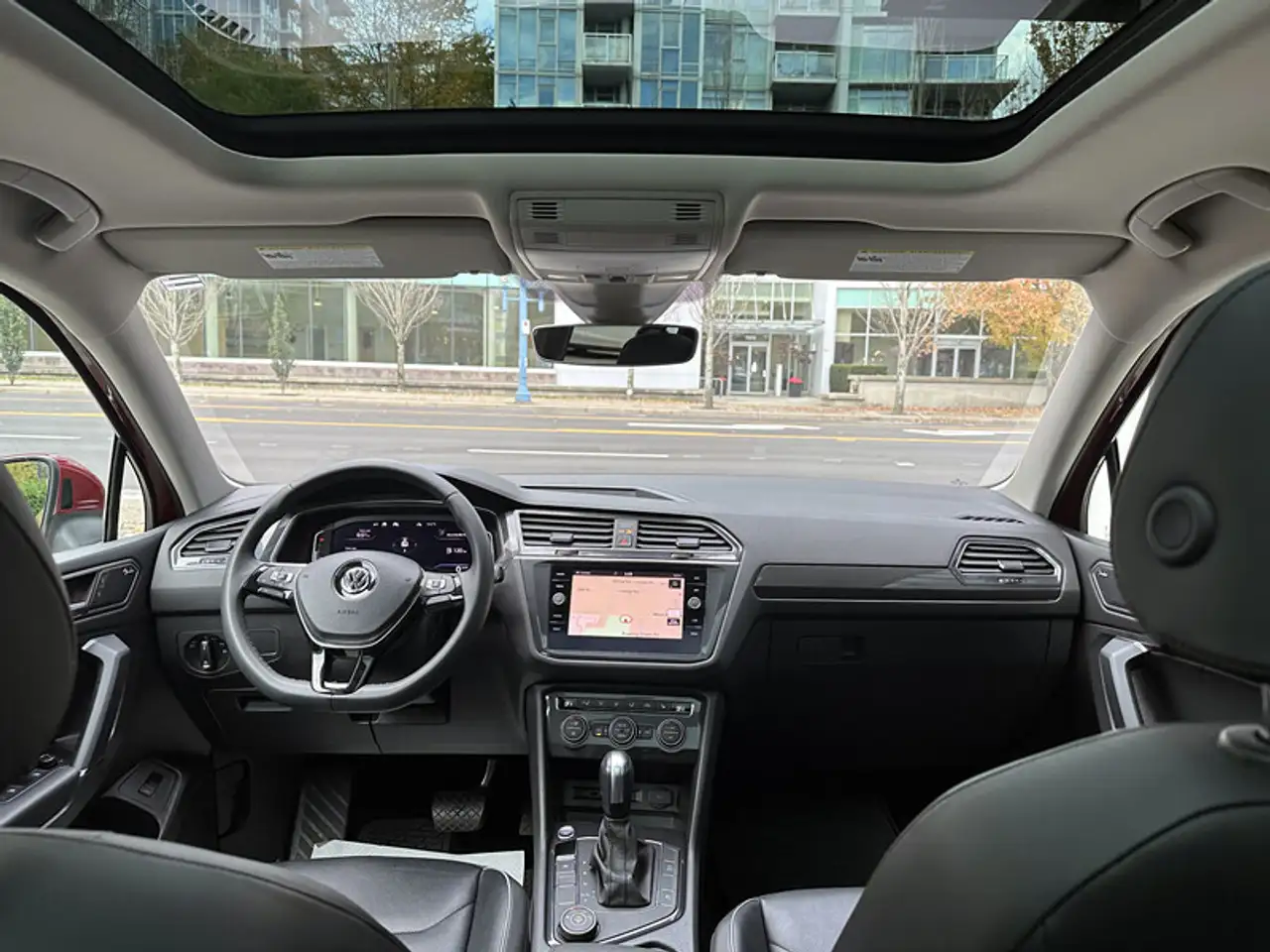 Volkswagen Tiguan снимка Volkswagen Tiguan