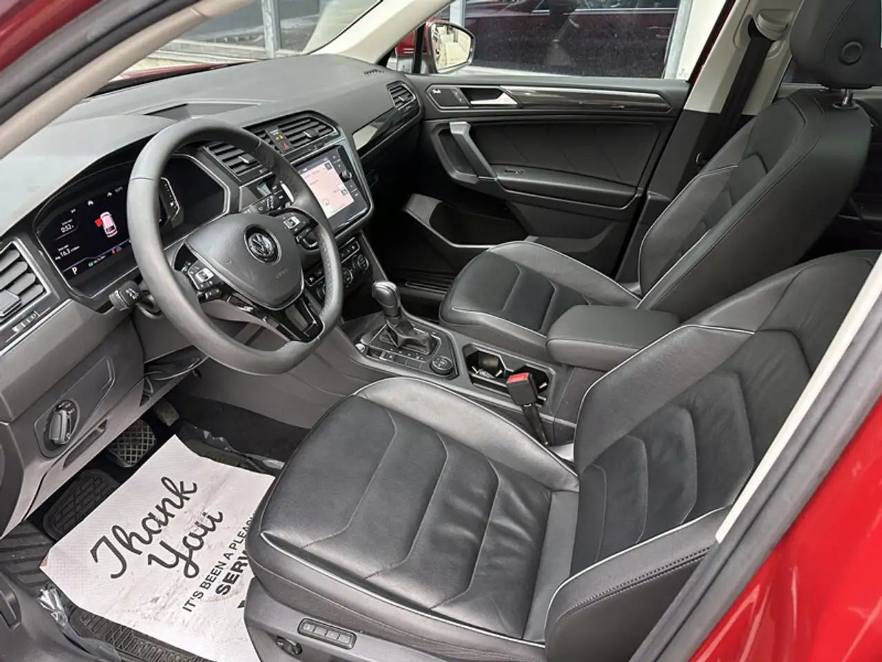 Volkswagen Tiguan снимка Volkswagen Tiguan