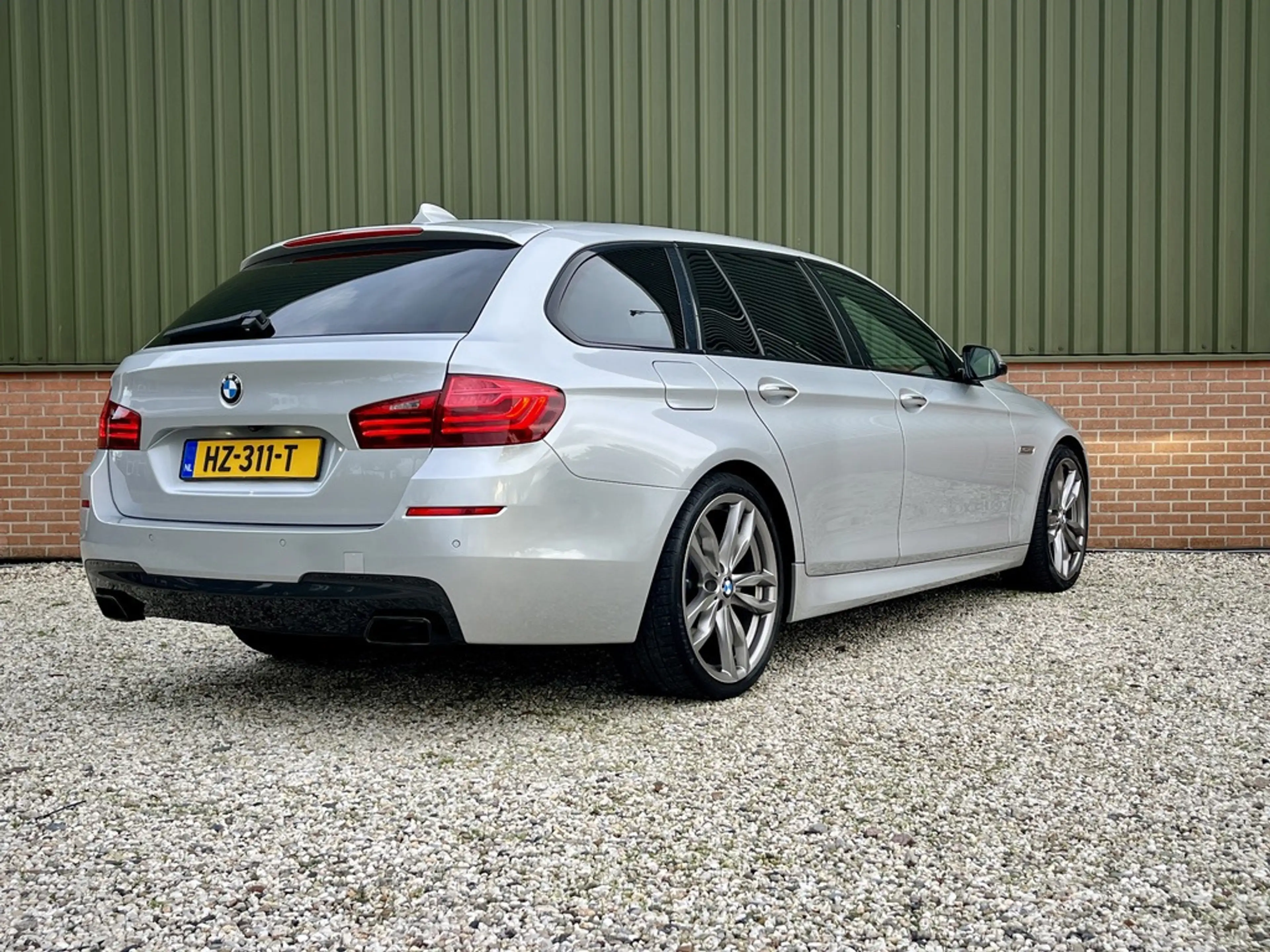 BMW M550 5-serie Touring M550xd- Panorama- Full options — photo 3