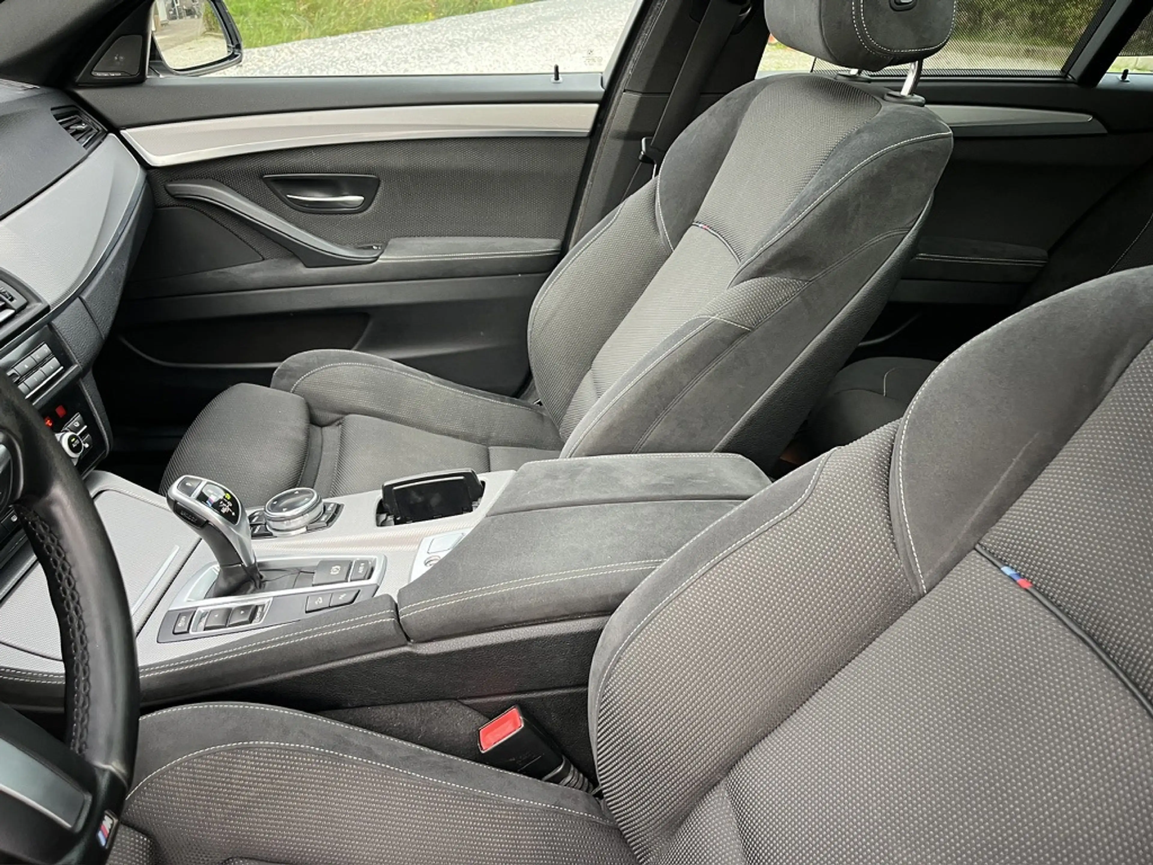 BMW M550 5-serie Touring M550xd- Panorama- Full options — photo 11