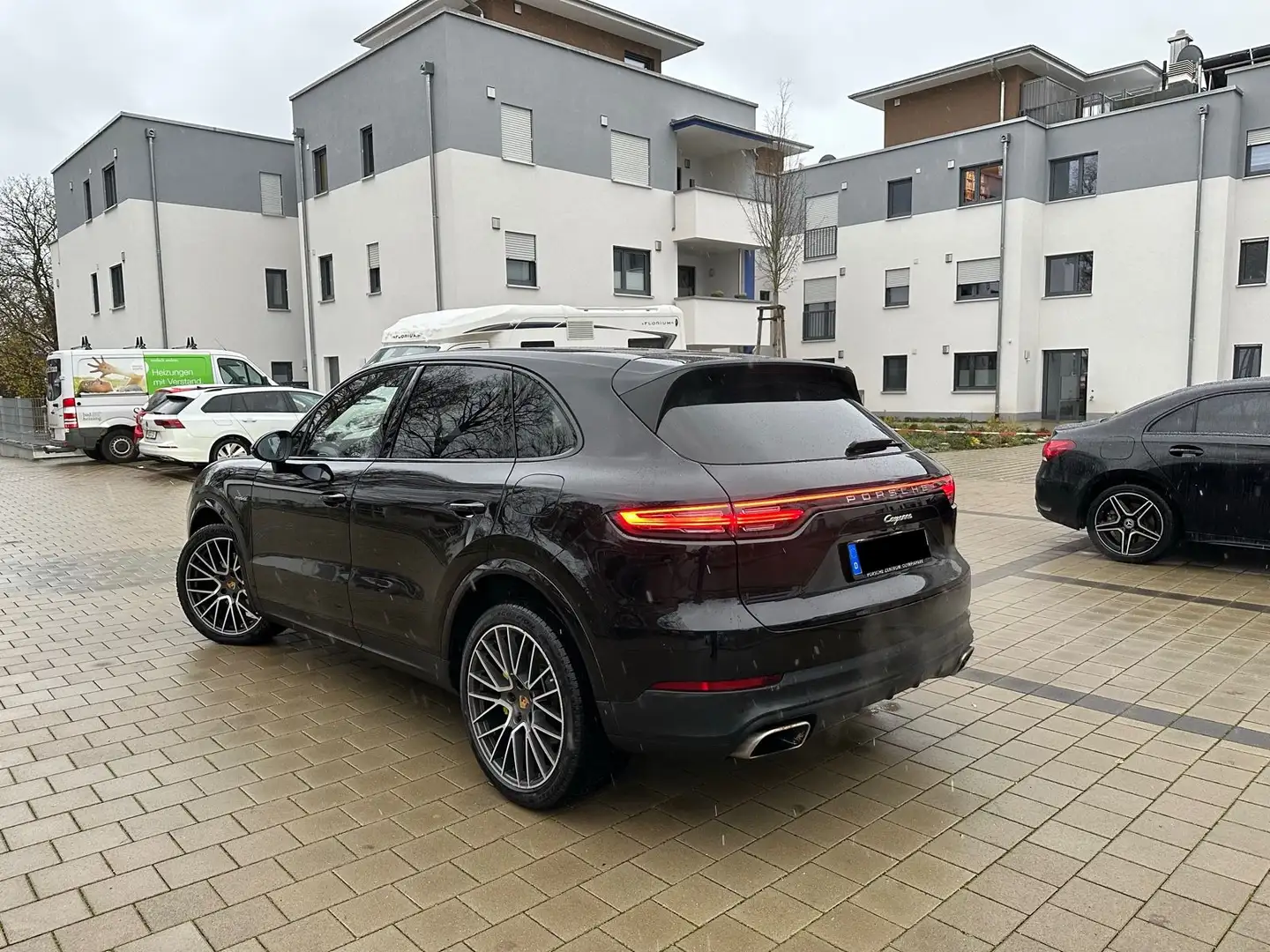 Porsche Cayenne E-Hybrid /PANORAMA/SOFTCLOSE/LED/21/ Schwarz - 2