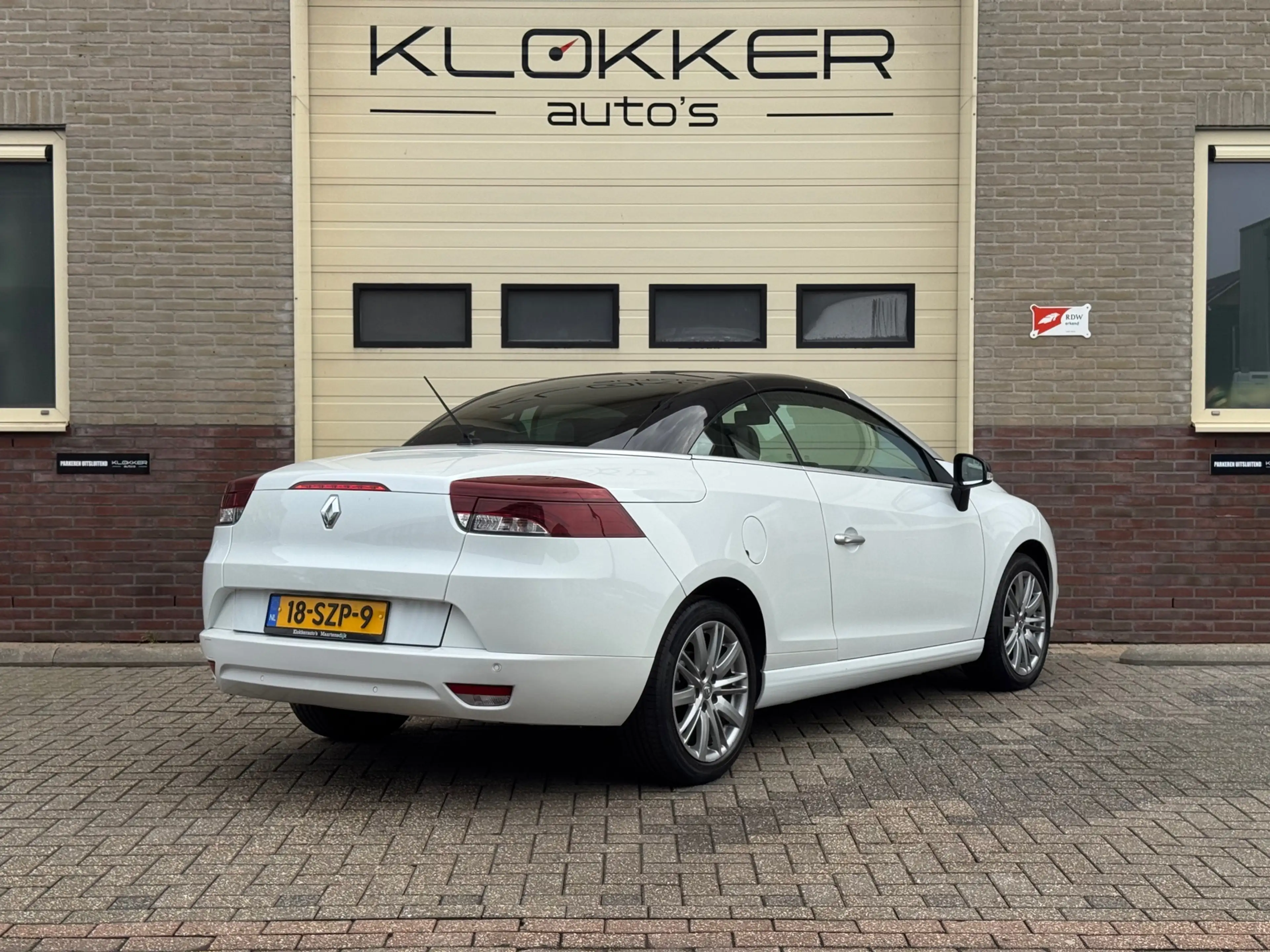 Renault Megane Coupé-Cabriolet 2.0 Dynamique Xenon | Stoelverw. | — photo 2