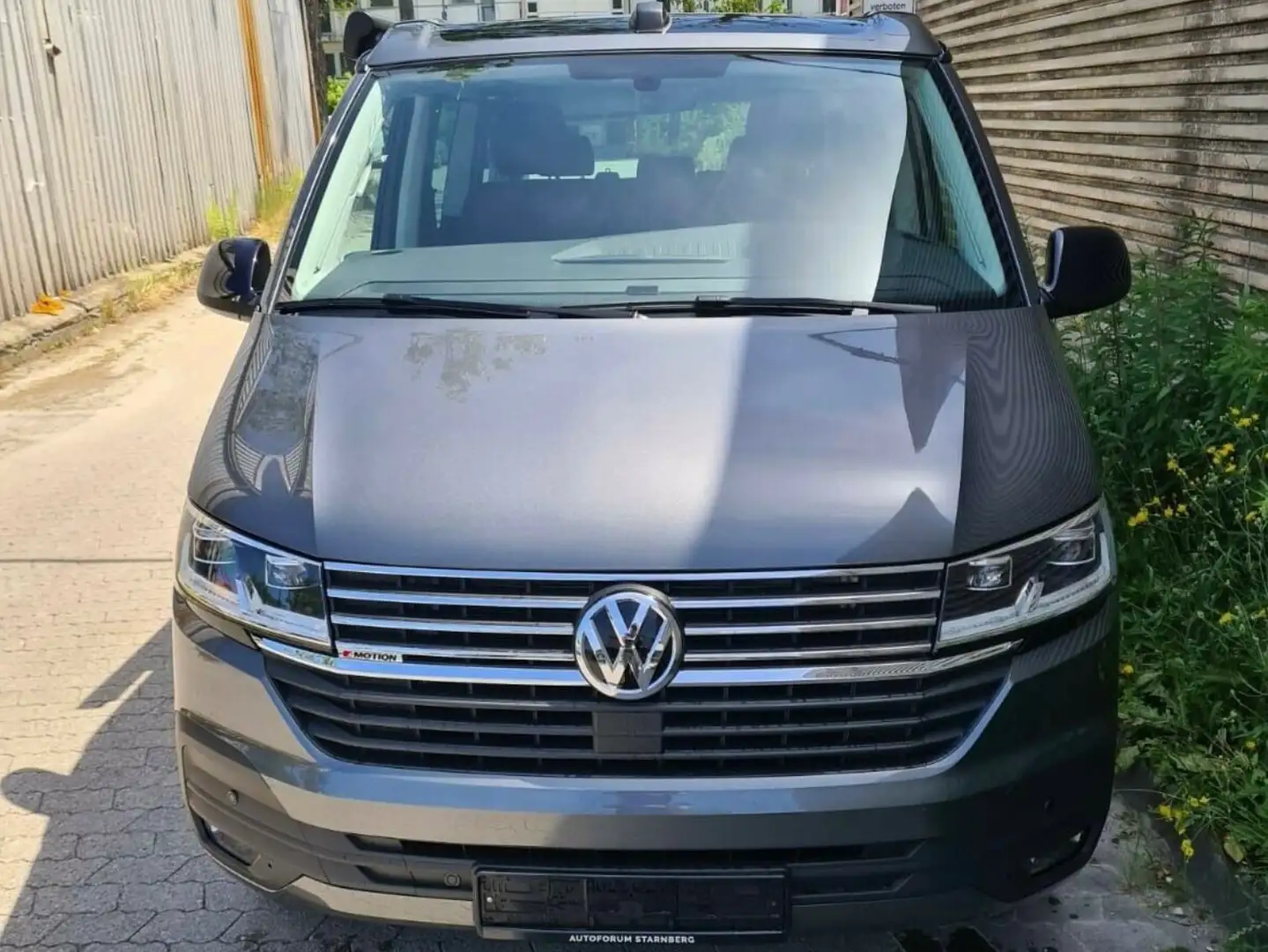 Volkswagen T6.1 California CALIFORNIA BEACH Gris - 1