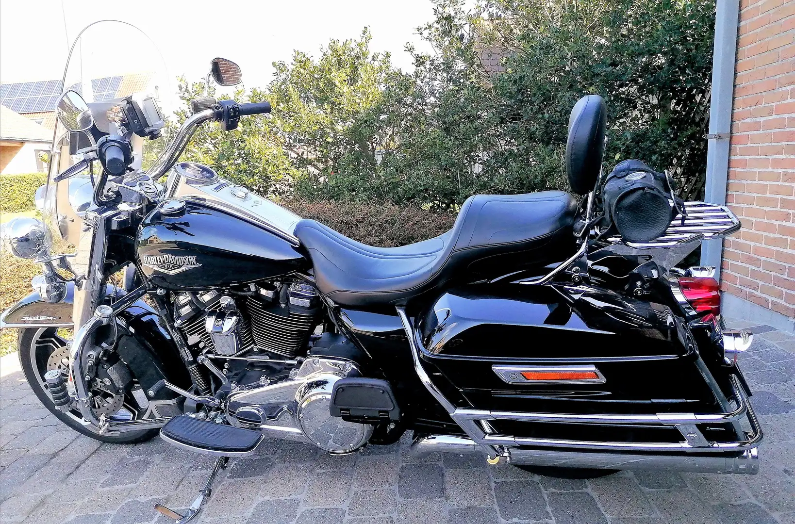 Harley-Davidson Road King FLHR 2021 Noir - 1
