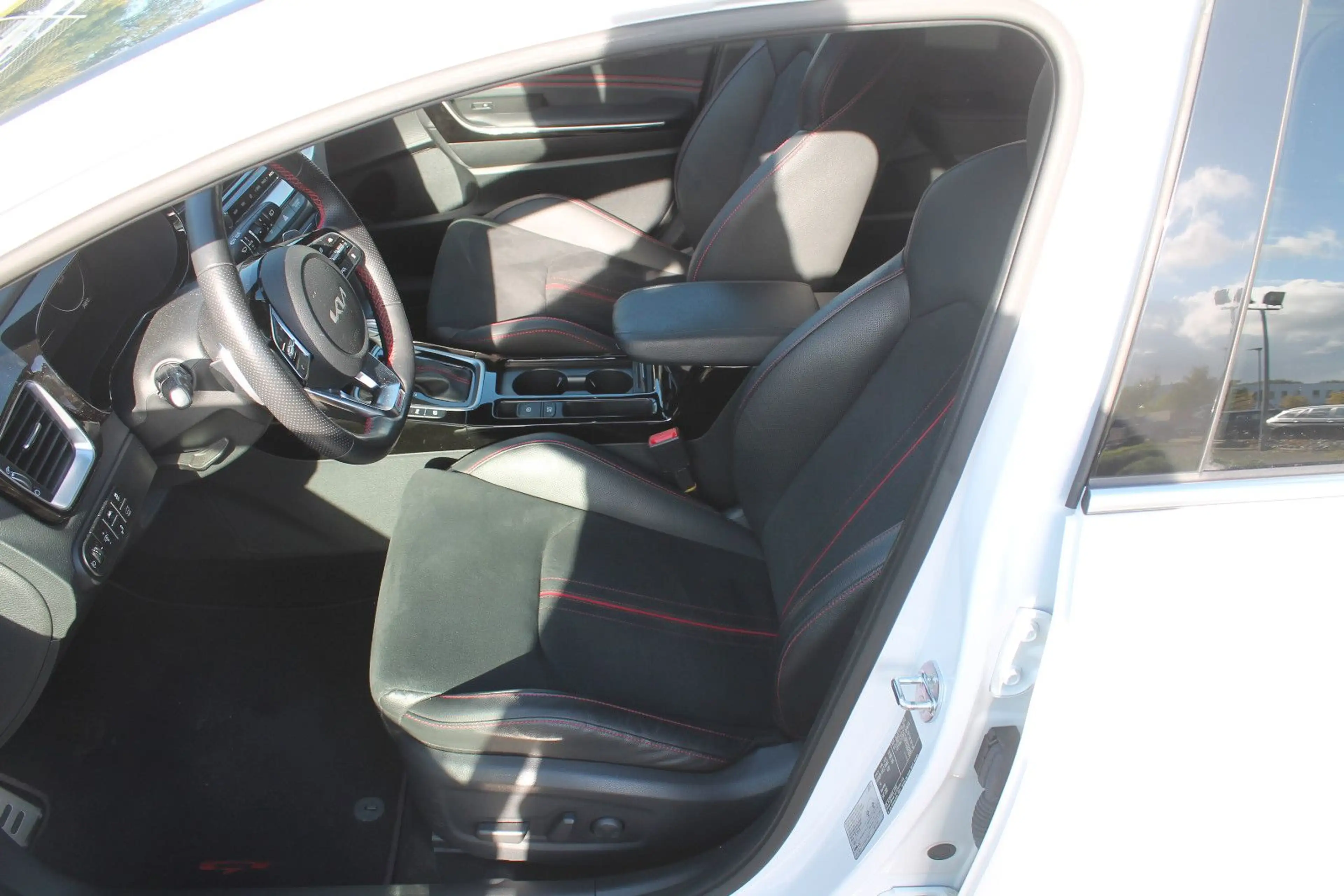 Kia ProCeed / pro_cee'd ProCeed GT, Facelift, Vollausstattung, Bastuck — photo 10