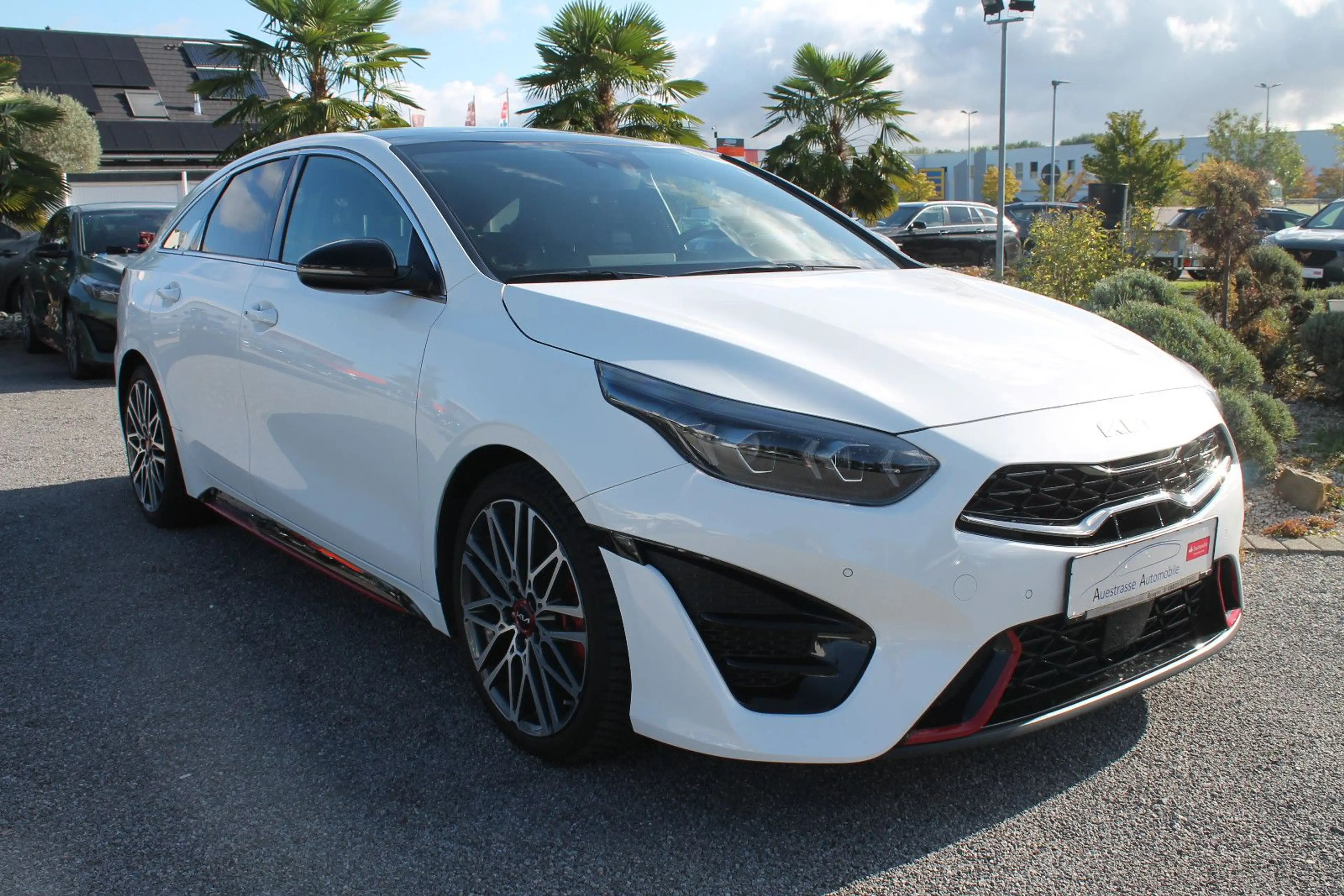 Kia ProCeed / pro_cee'd ProCeed GT, Facelift, Vollausstattung, Bastuck