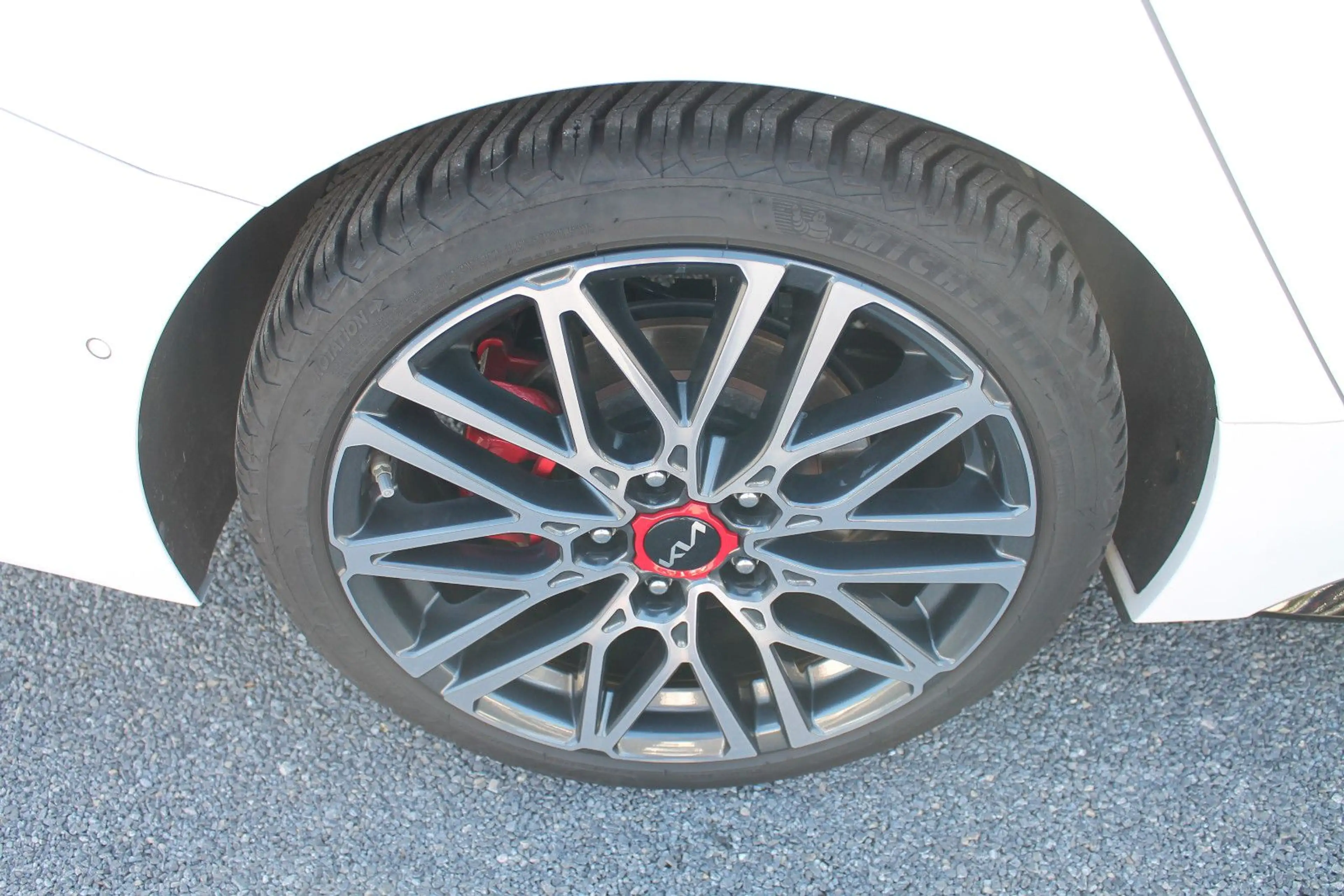 Kia ProCeed / pro_cee'd ProCeed GT, Facelift, Vollausstattung, Bastuck — photo 8