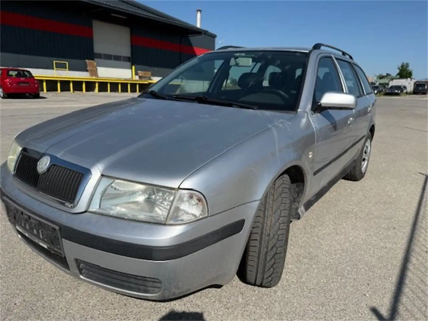 Skoda Octavia Combi 1,6 Solo Gris - 1