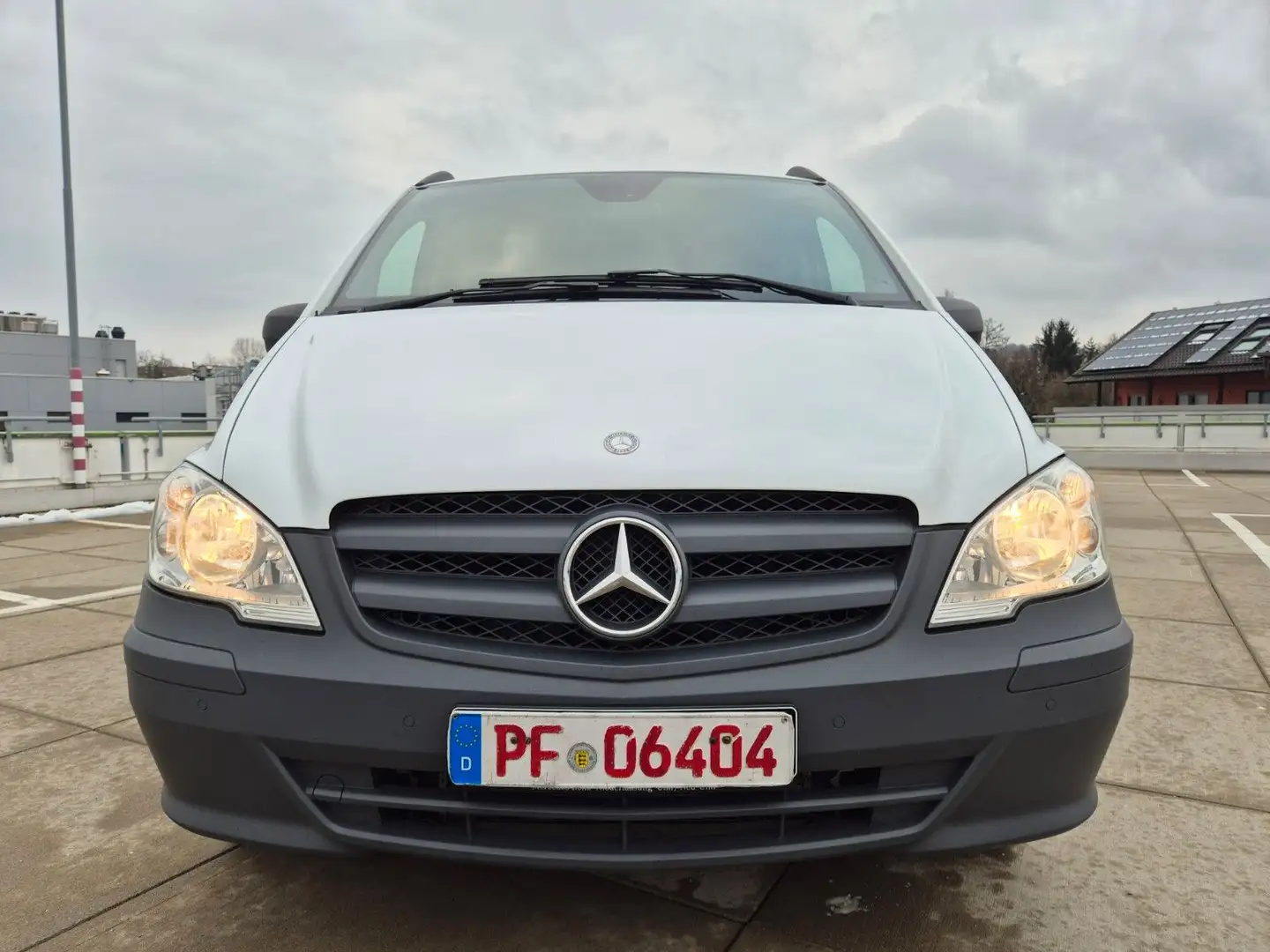 Mercedes-Benz Vito Mixto 122 CDI lang Navi PDC Automatik 1-Hd. Blanco - 2