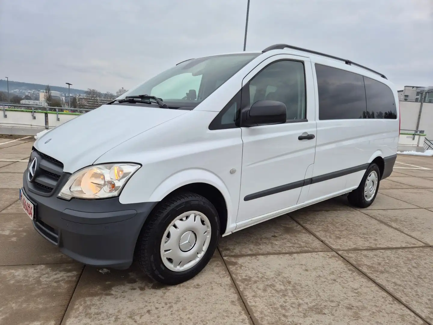 Mercedes-Benz Vito Mixto 122 CDI lang Navi PDC Automatik 1-Hd. Blanco - 1