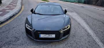5.2 FSI V10 plus quattro S Tronic