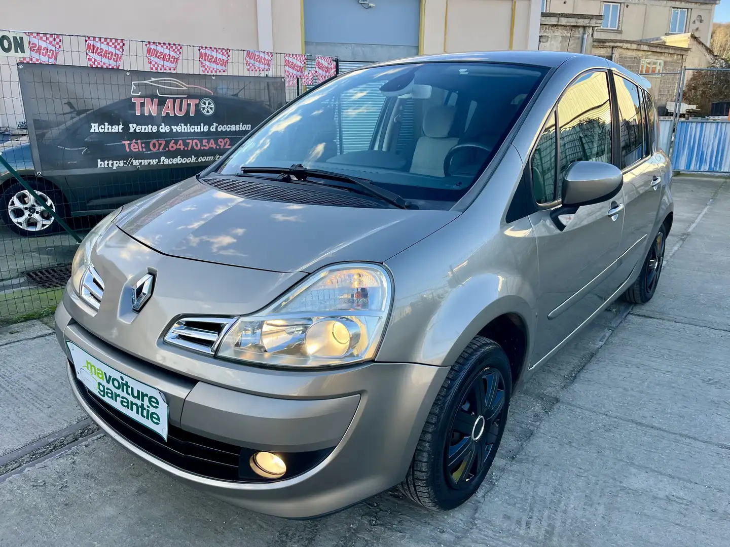 Renault Grand Modus 1.2 16V 75 eco2 Dynamique - 1