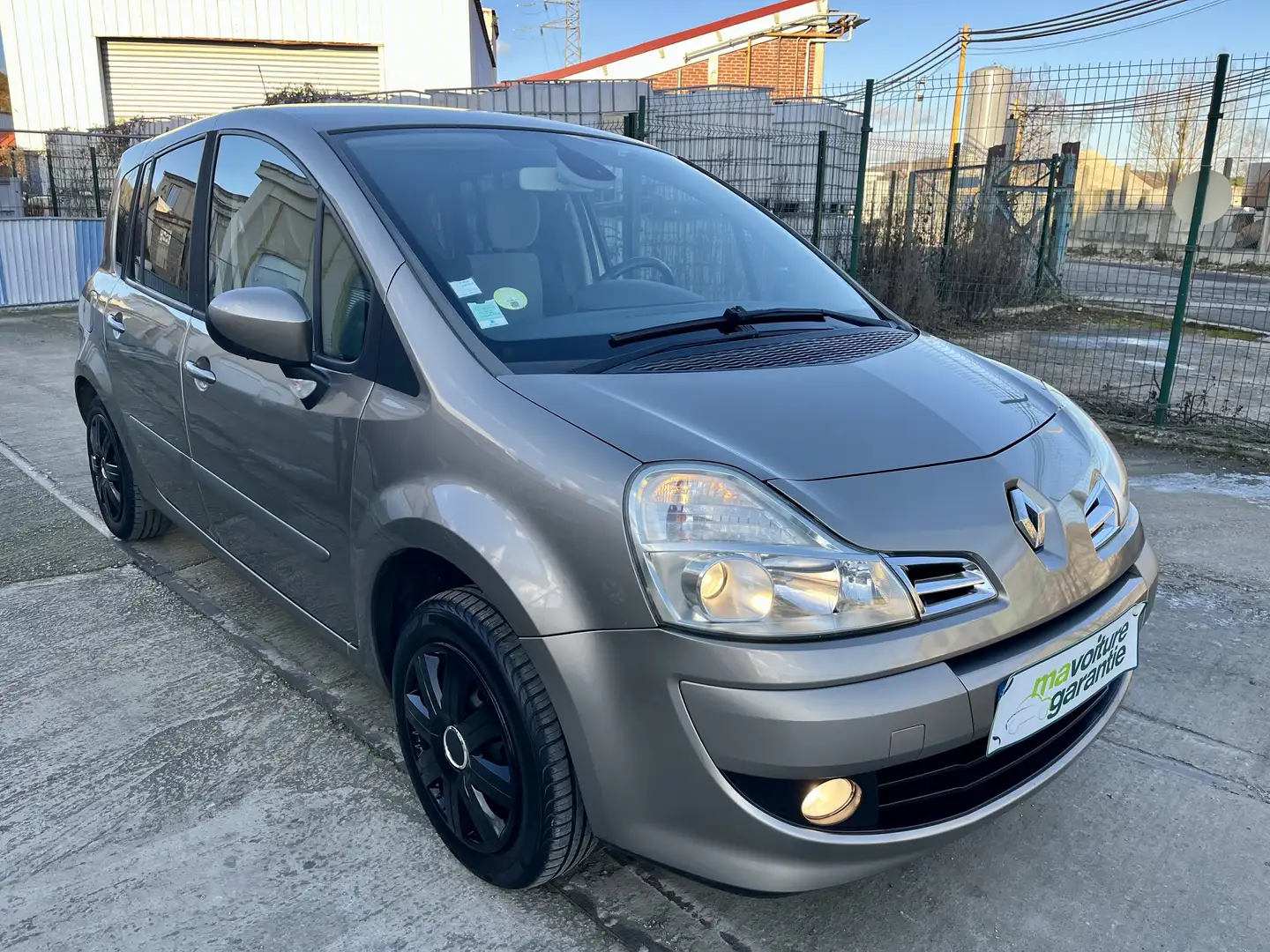 Renault Grand Modus 1.2 16V 75 eco2 Dynamique - 2