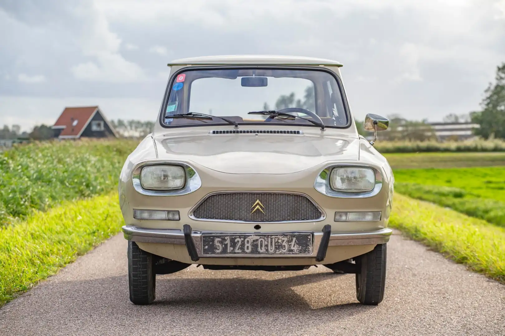 Citroen Ami 8 Berline - 2