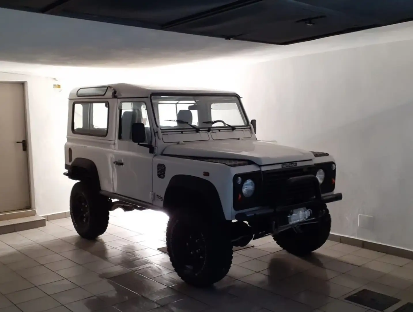 Land Rover Defender 90 2.5 td5 E SW - 1