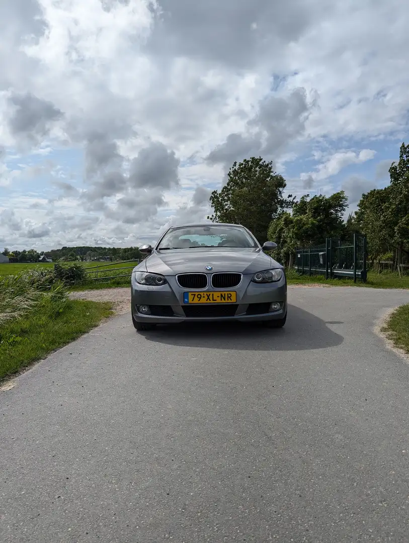 BMW 330 330i High Executive Zilver - 2