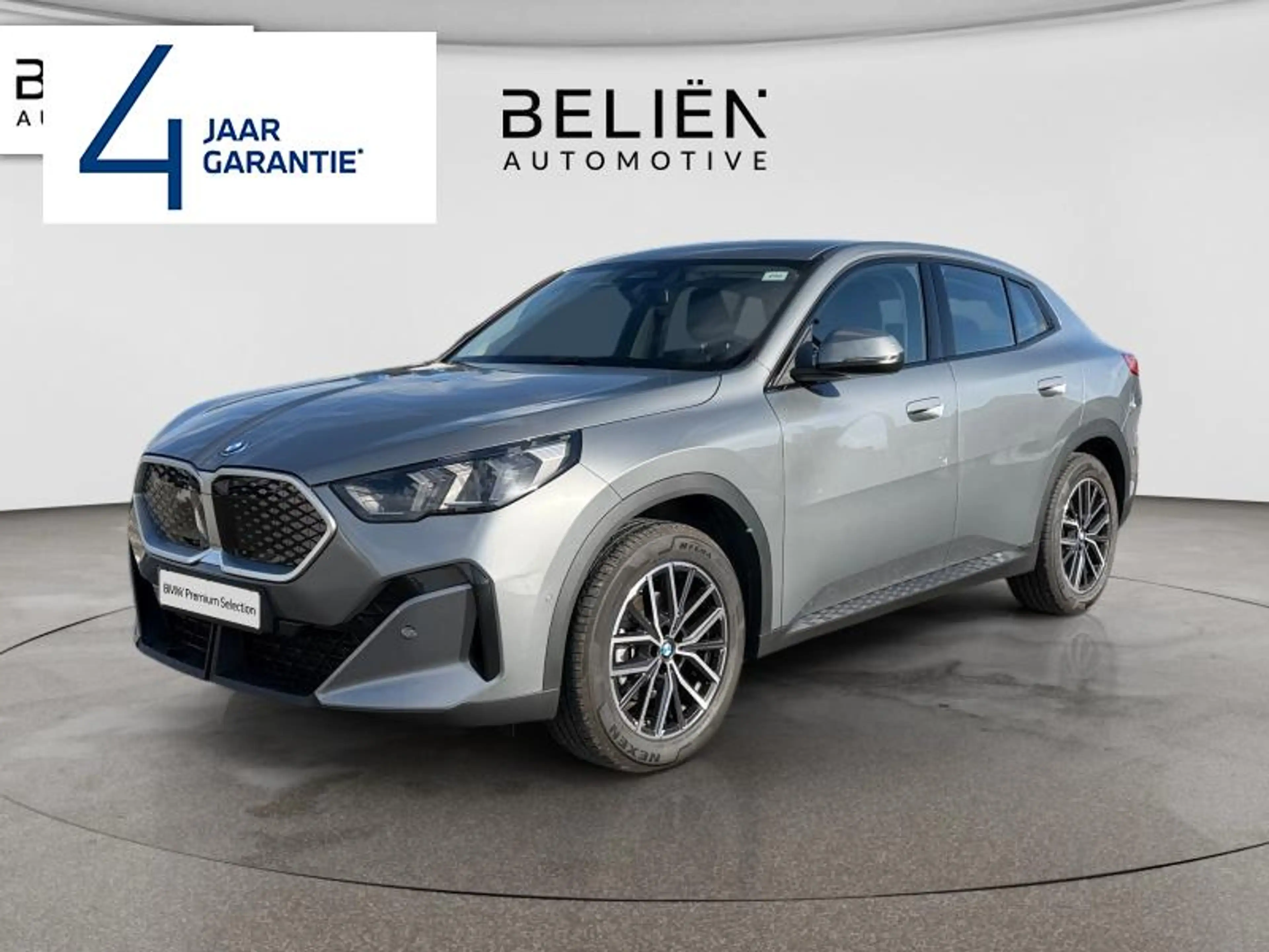 BMW iX2 eDrive20