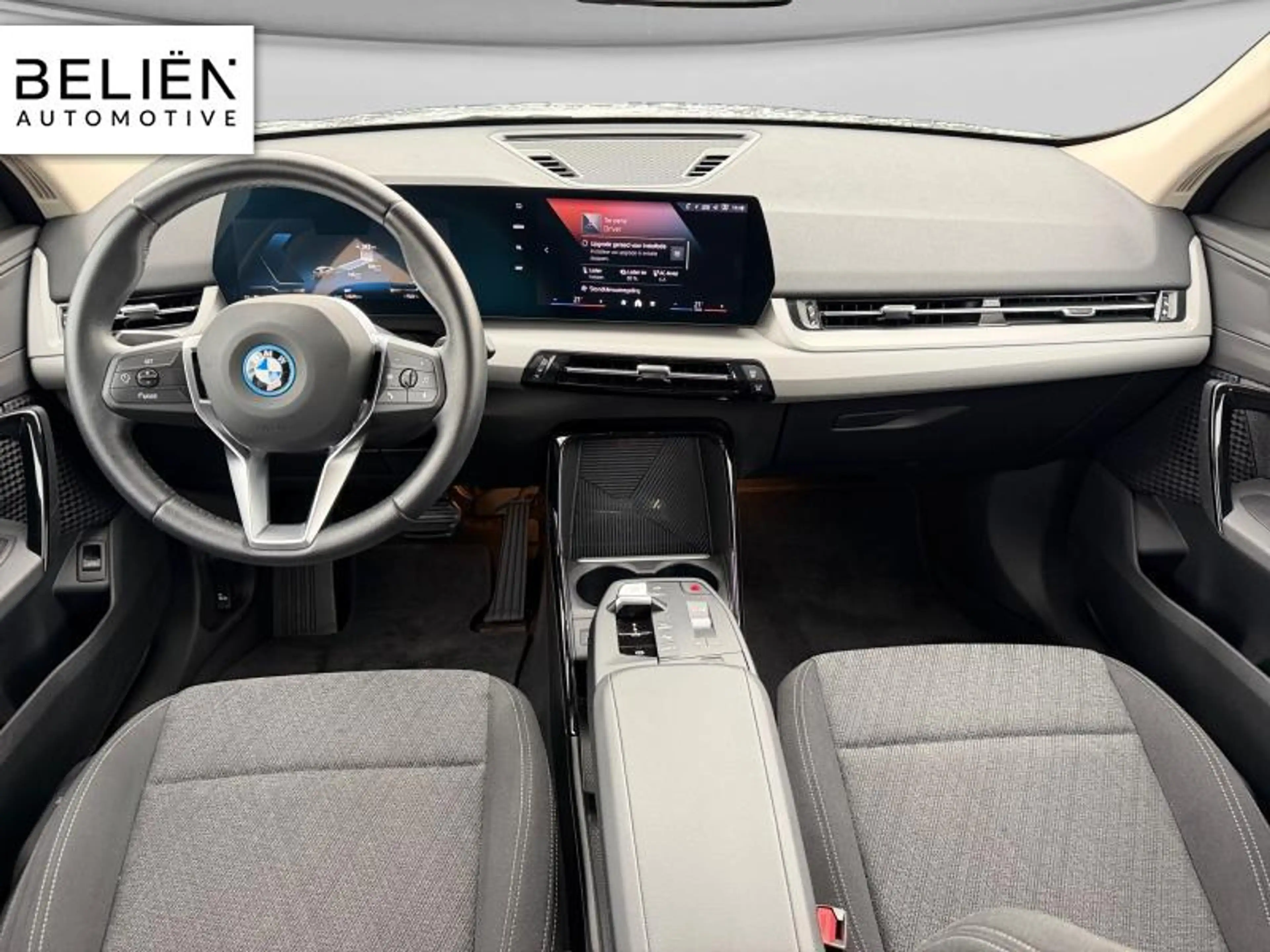 BMW iX2 eDrive20 — photo 7